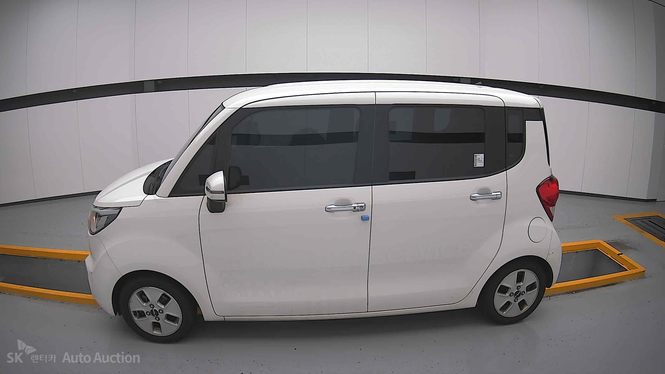 2022 - kia ray