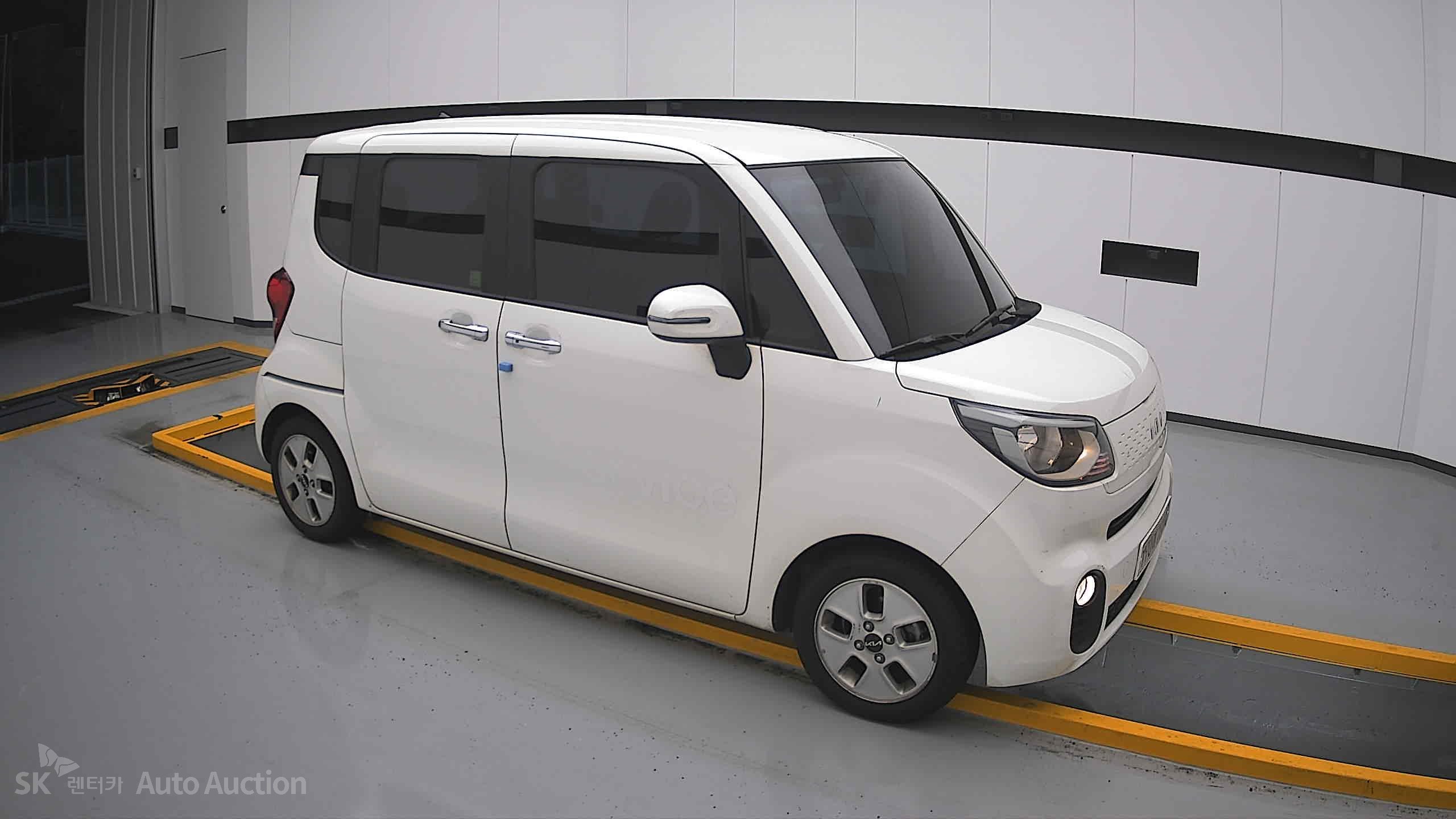 2022 - kia ray