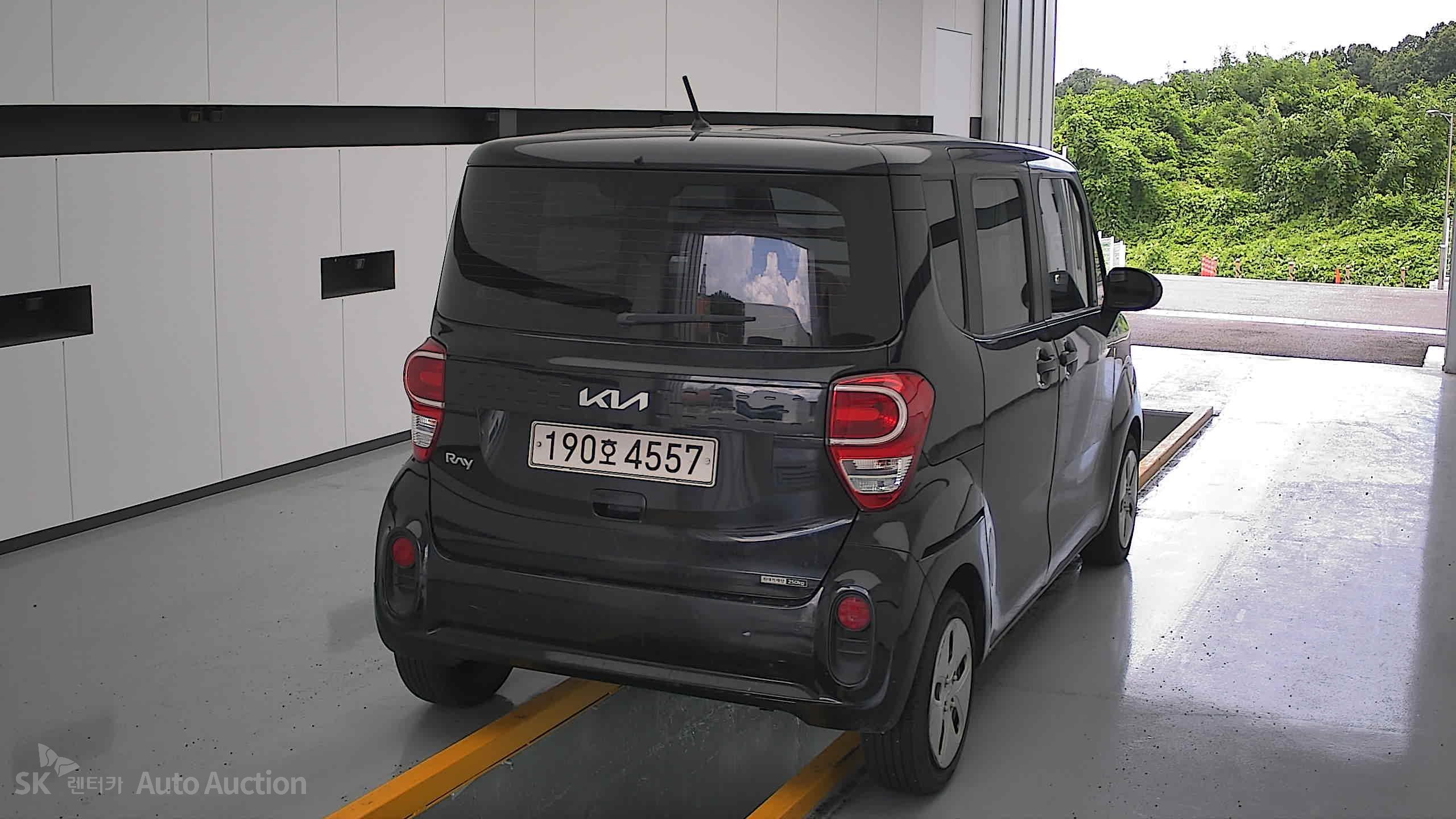 2022 - kia ray