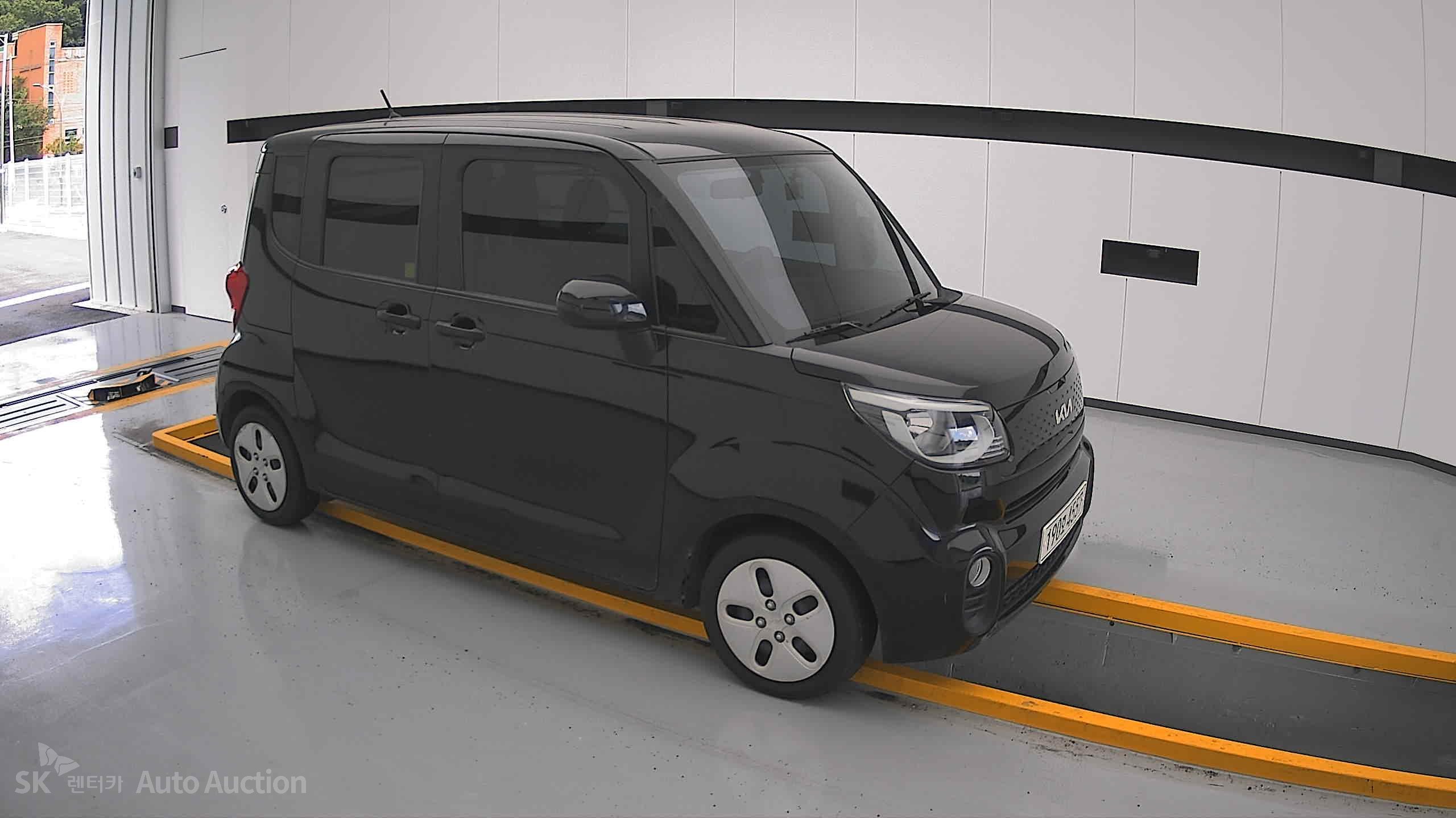 2022 - kia ray
