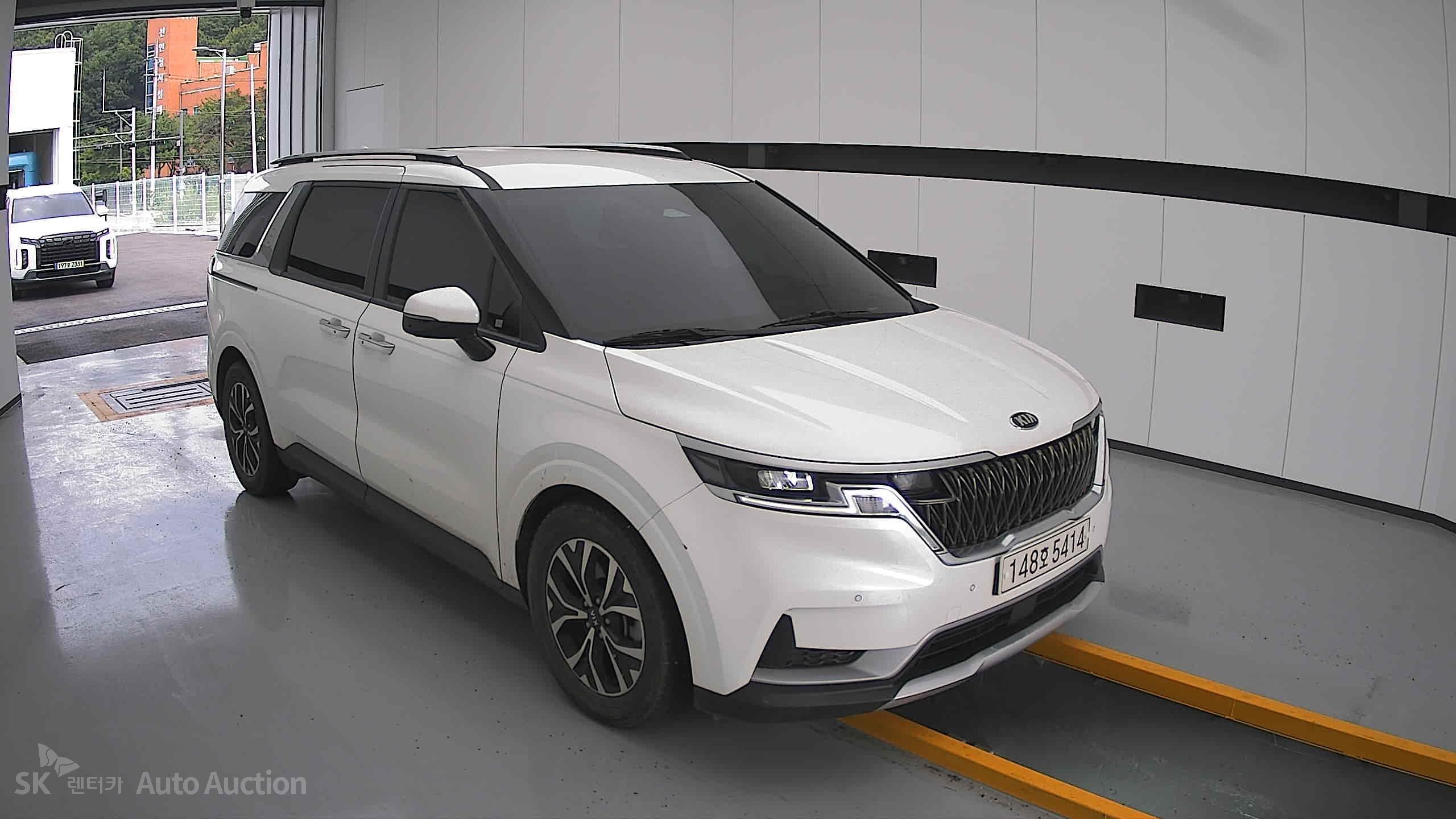 2021 - kia carnival