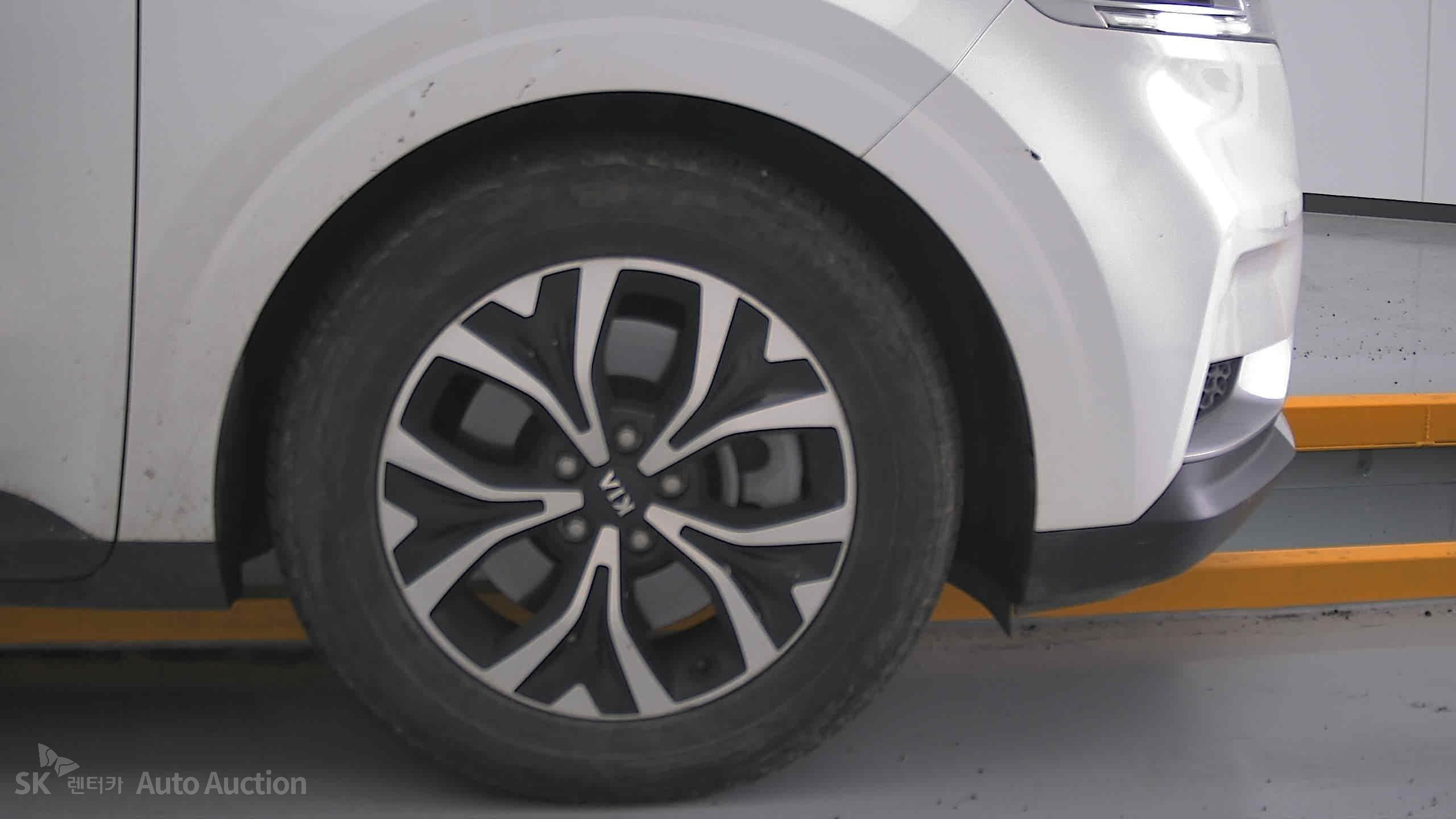 2021 - kia carnival