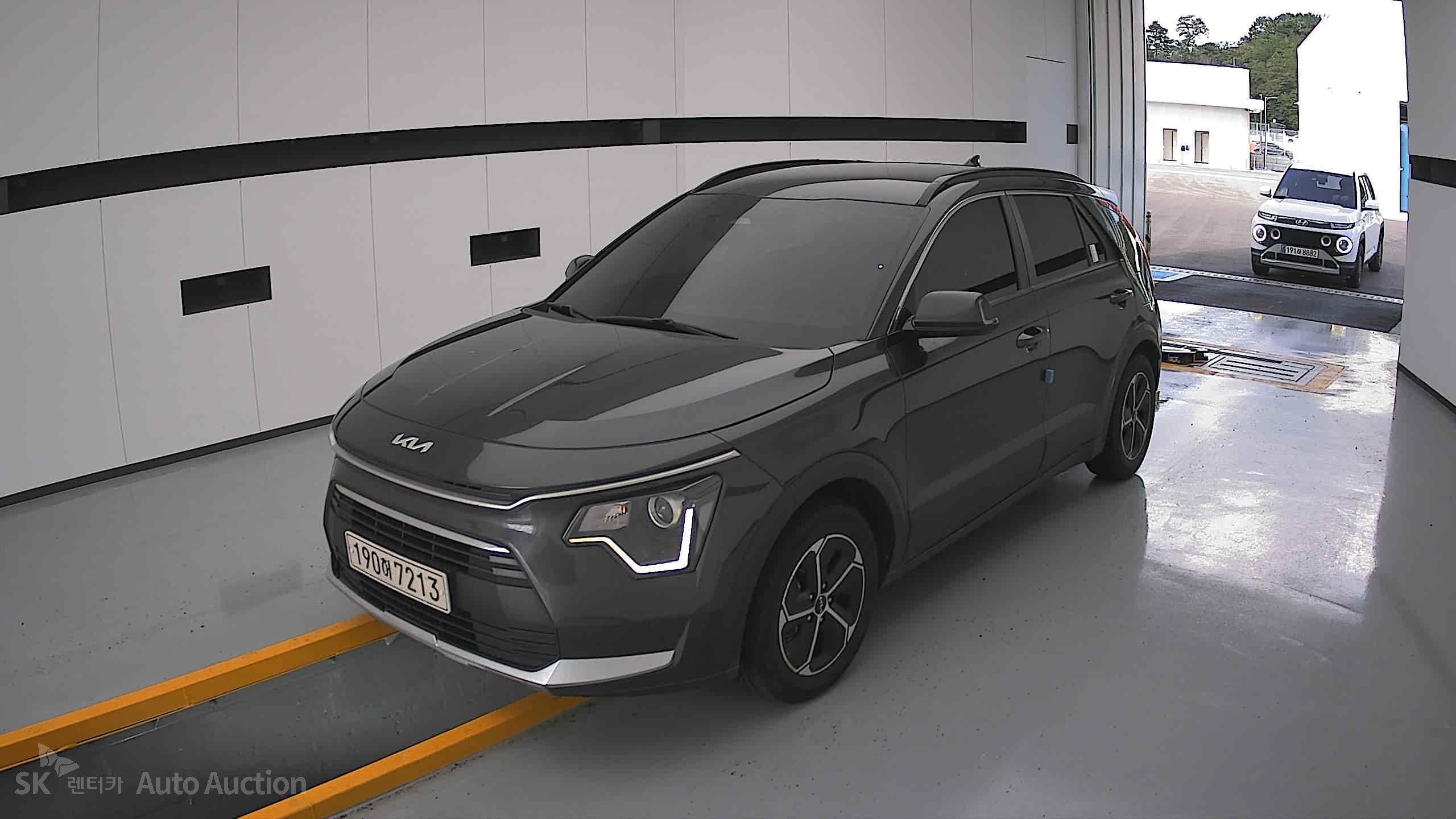 2022 - kia all-new niro