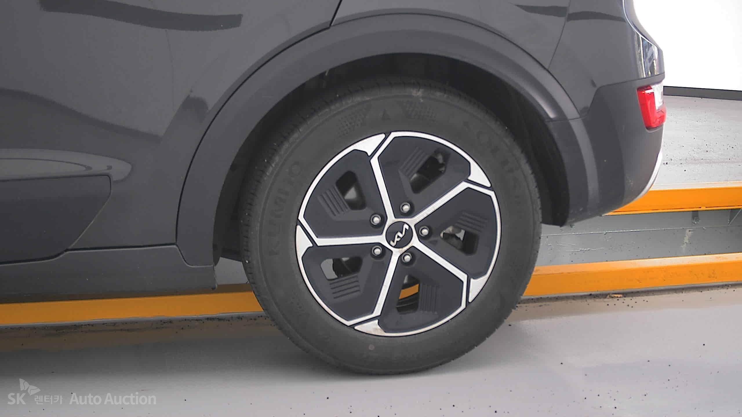 2022 - kia all-new niro