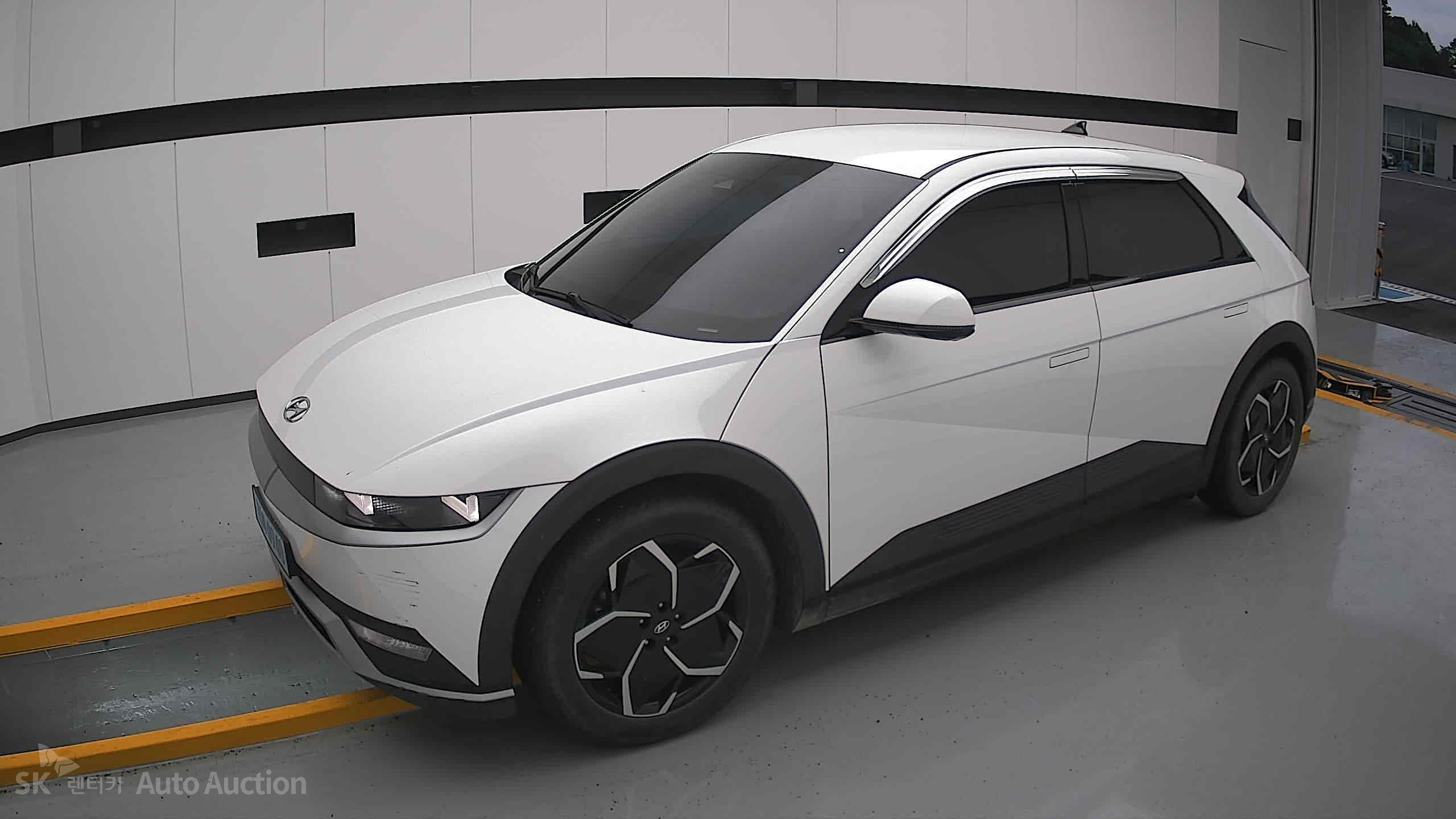 2022 - hyundai ioniq