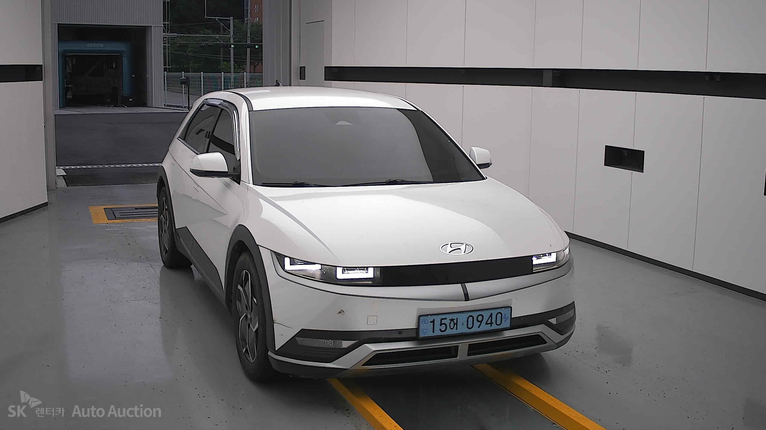 2022 - hyundai ioniq
