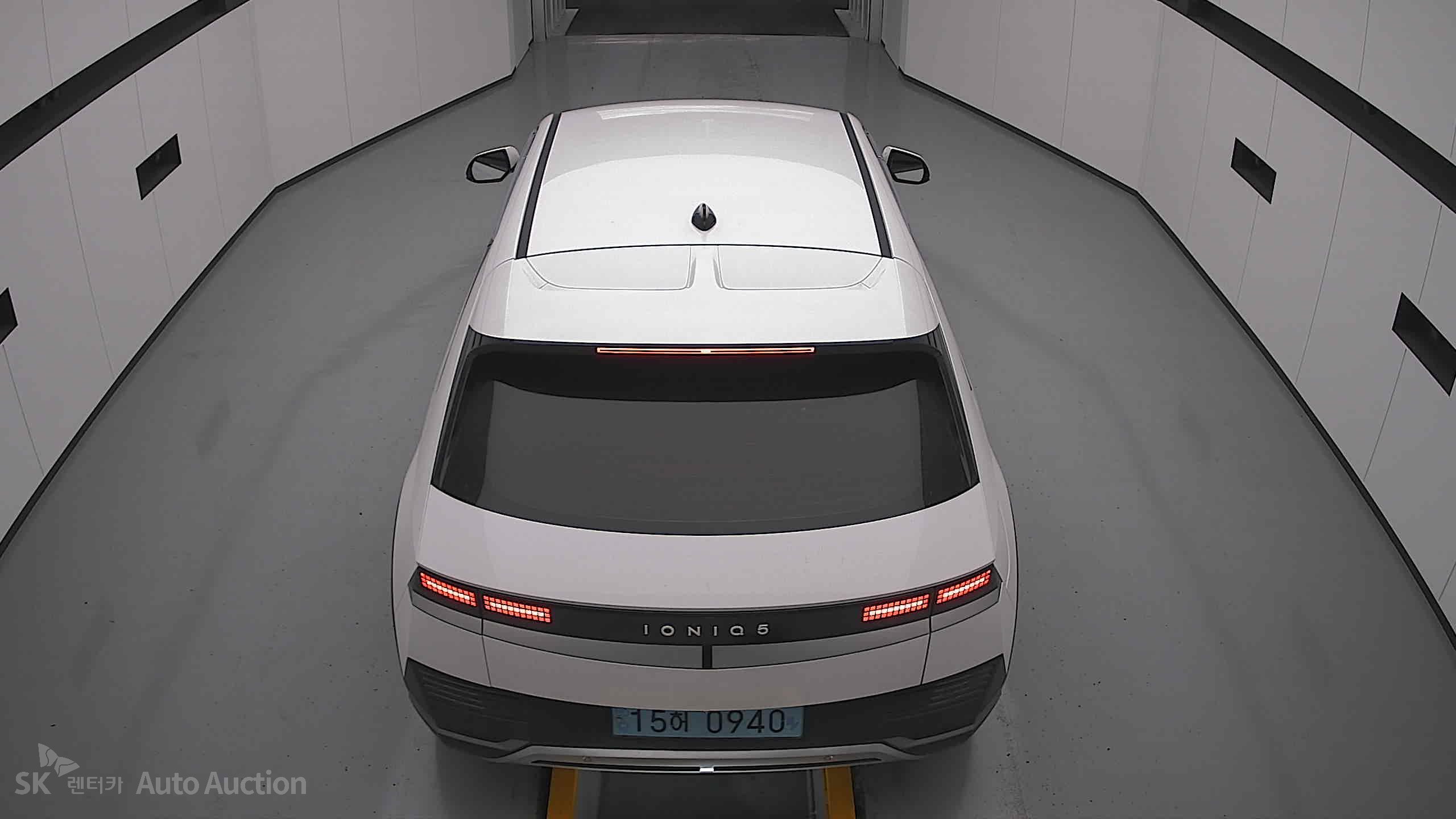 2022 - hyundai ioniq