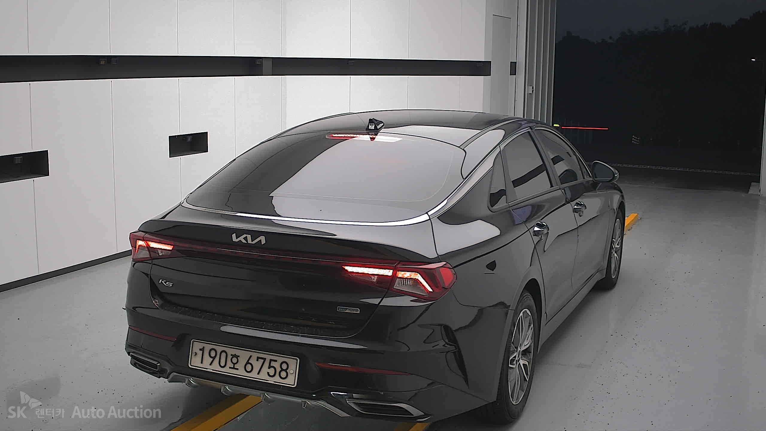 2022 - kia k5