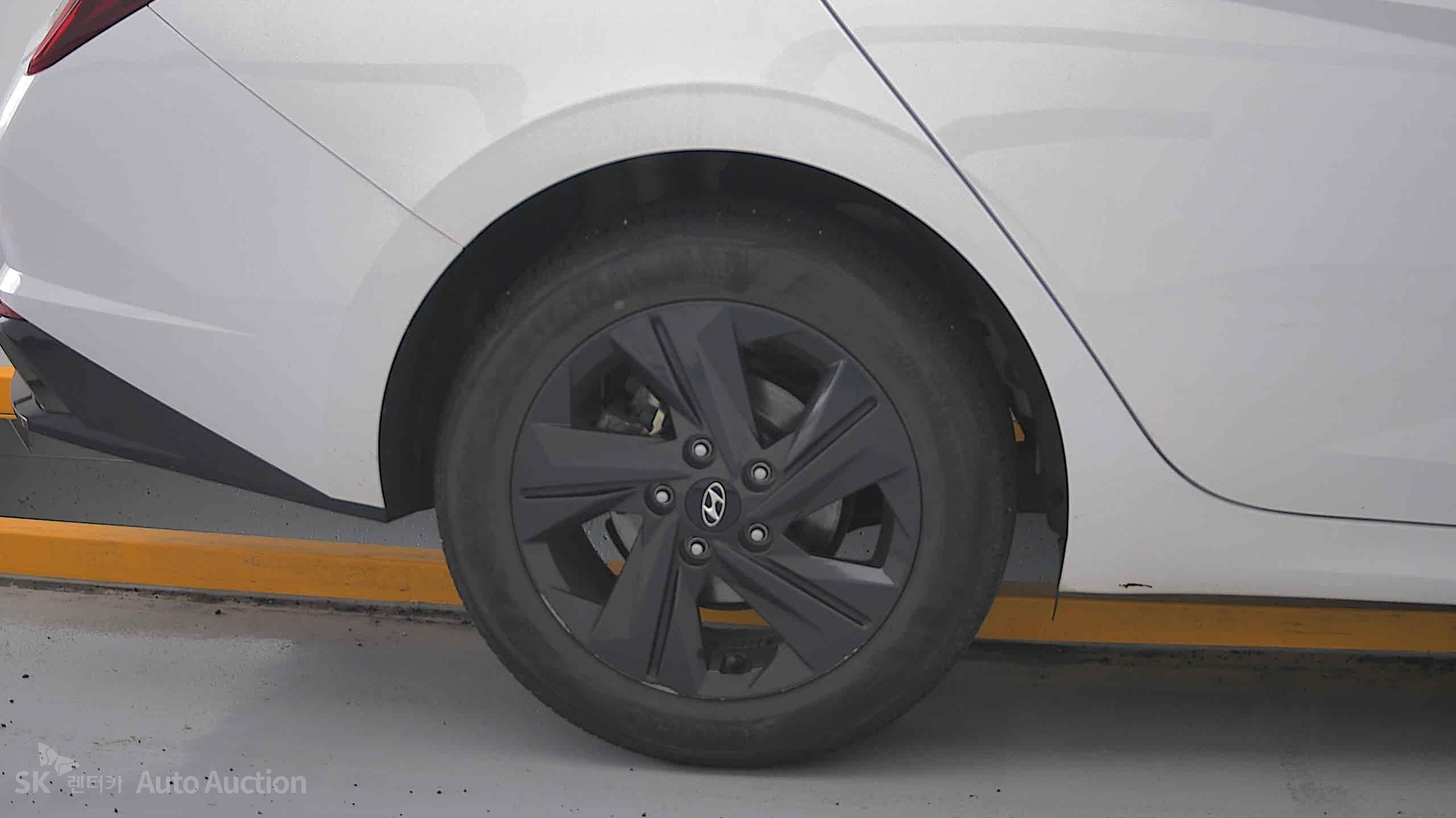 2023 - hyundai avante