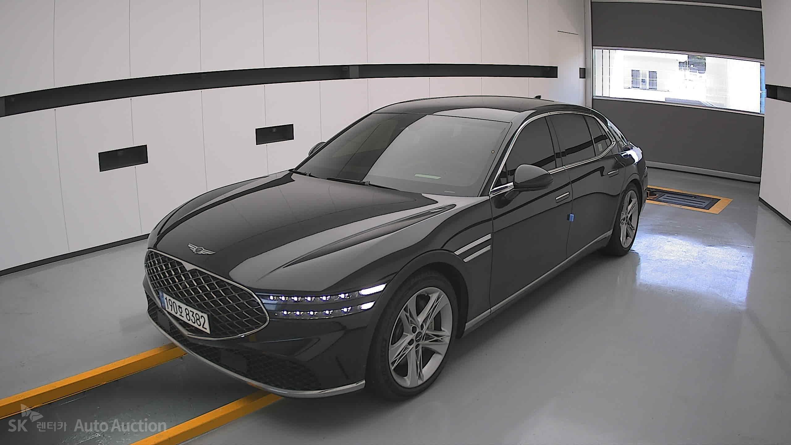 جينيسيس G90 2022 — صورة 11