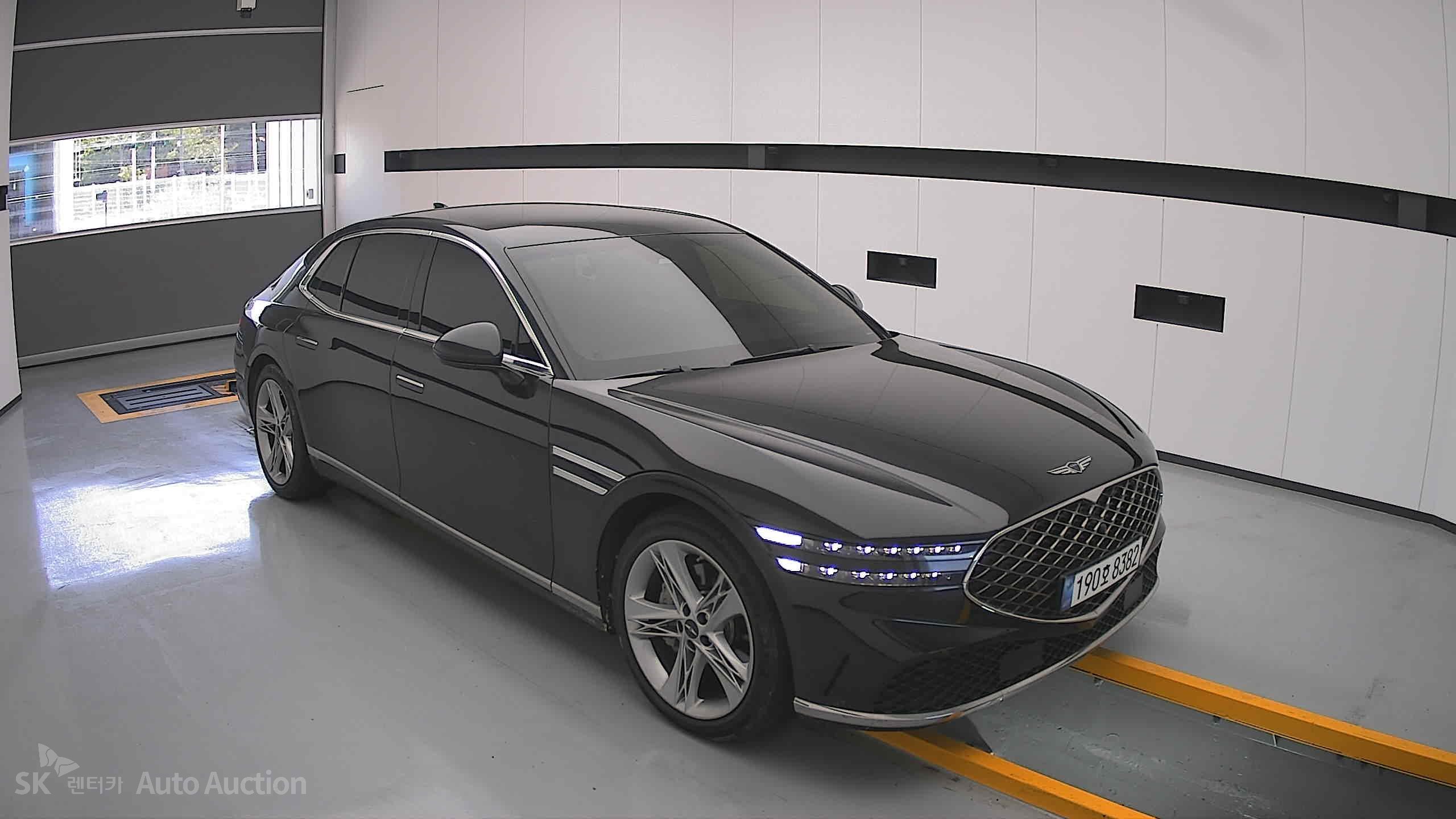 جينيسيس G90 2022 — صورة 21
