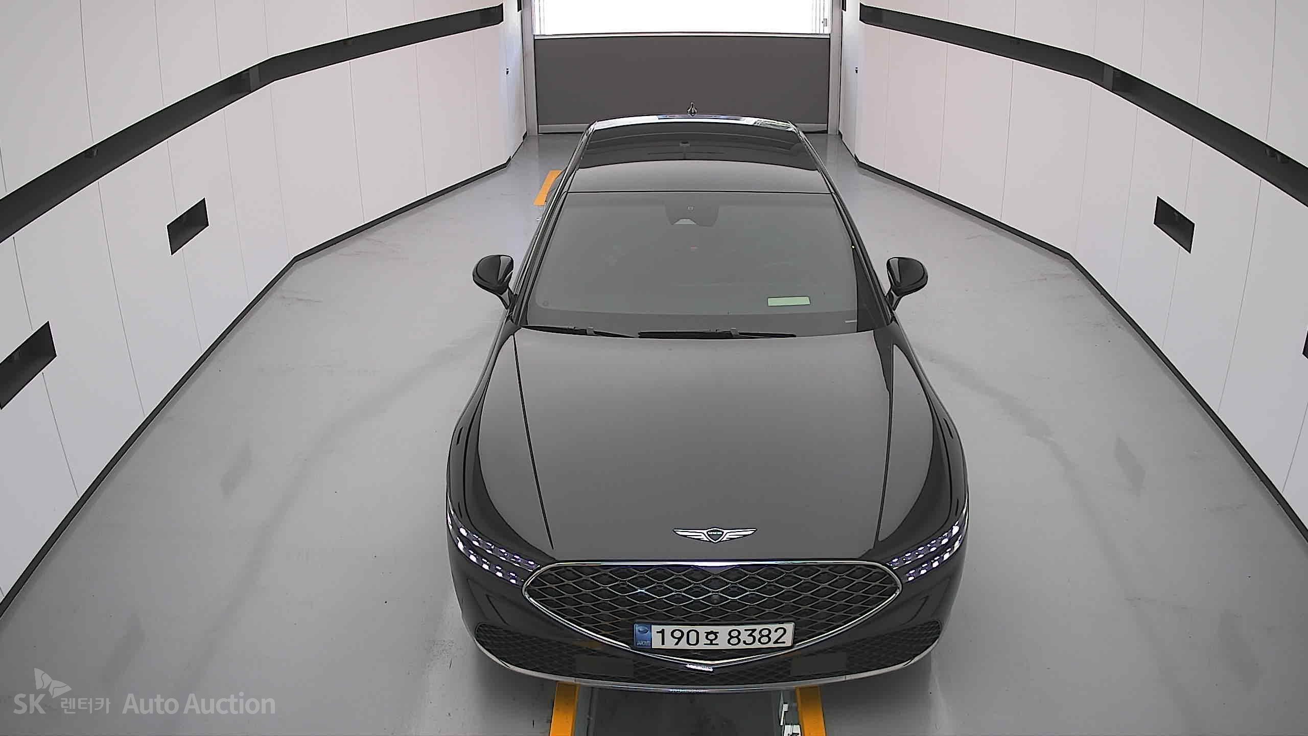 جينيسيس G90 2022 — صورة 24