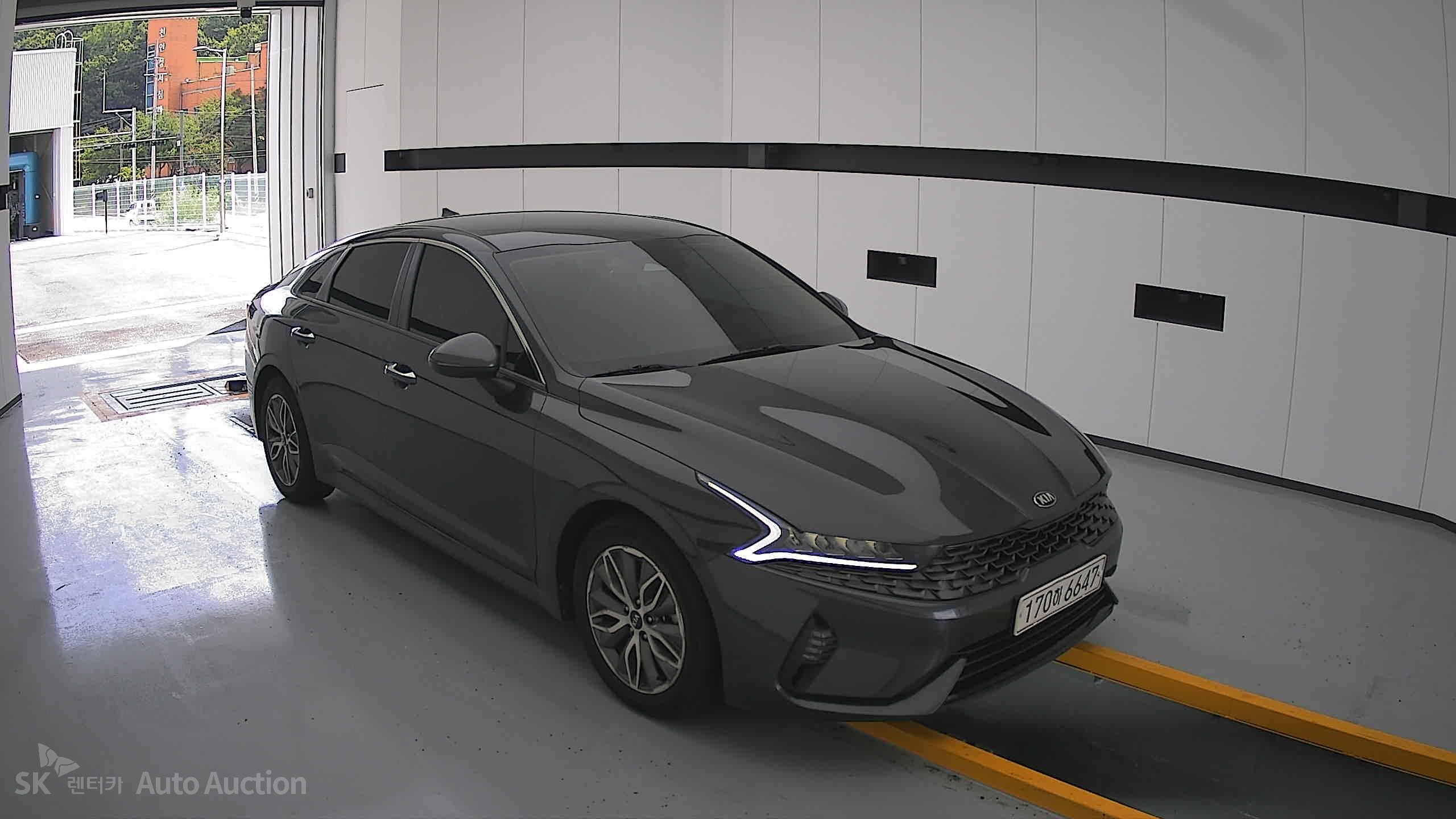 2021 - kia k5