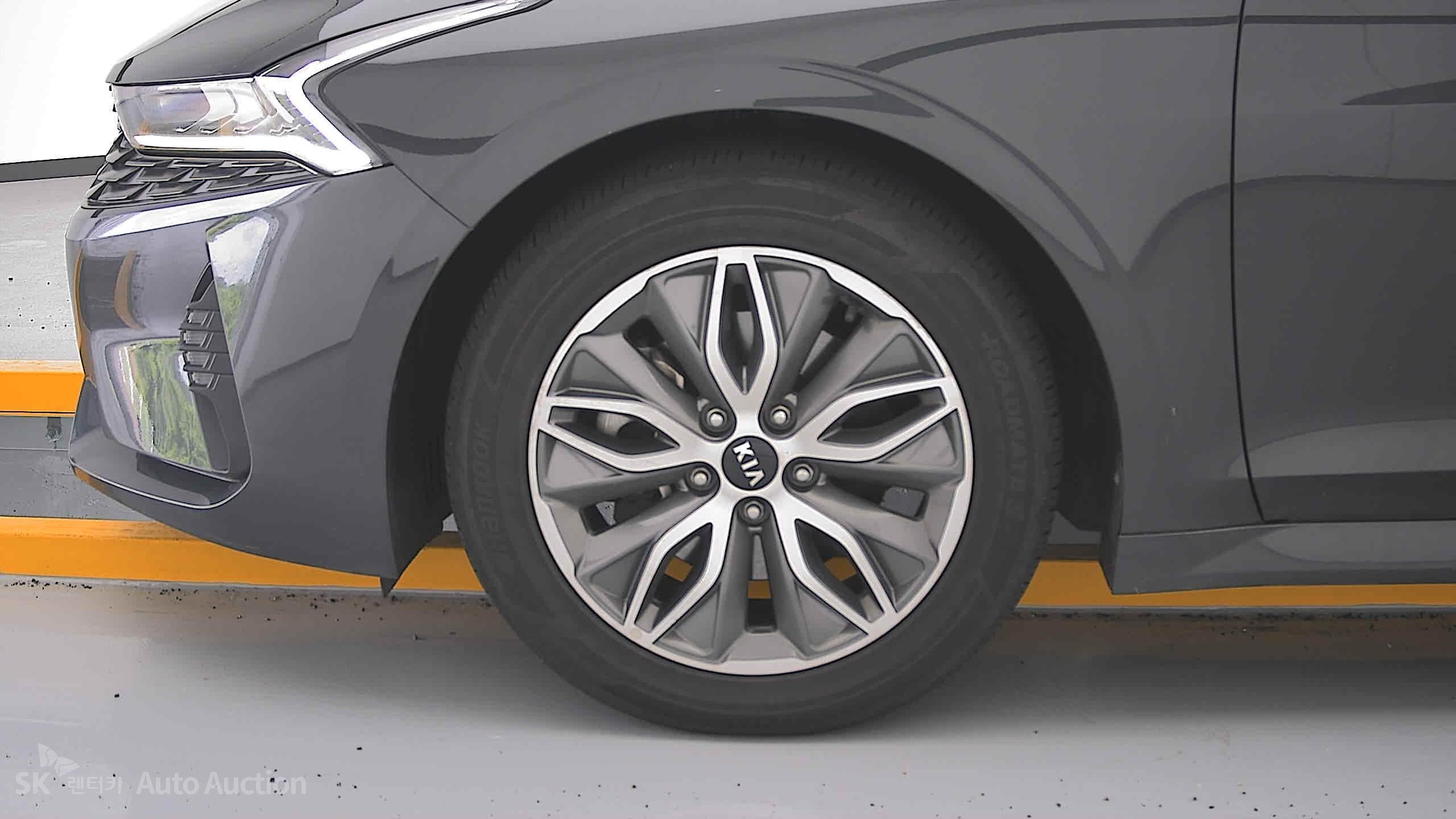 2021 - kia k5