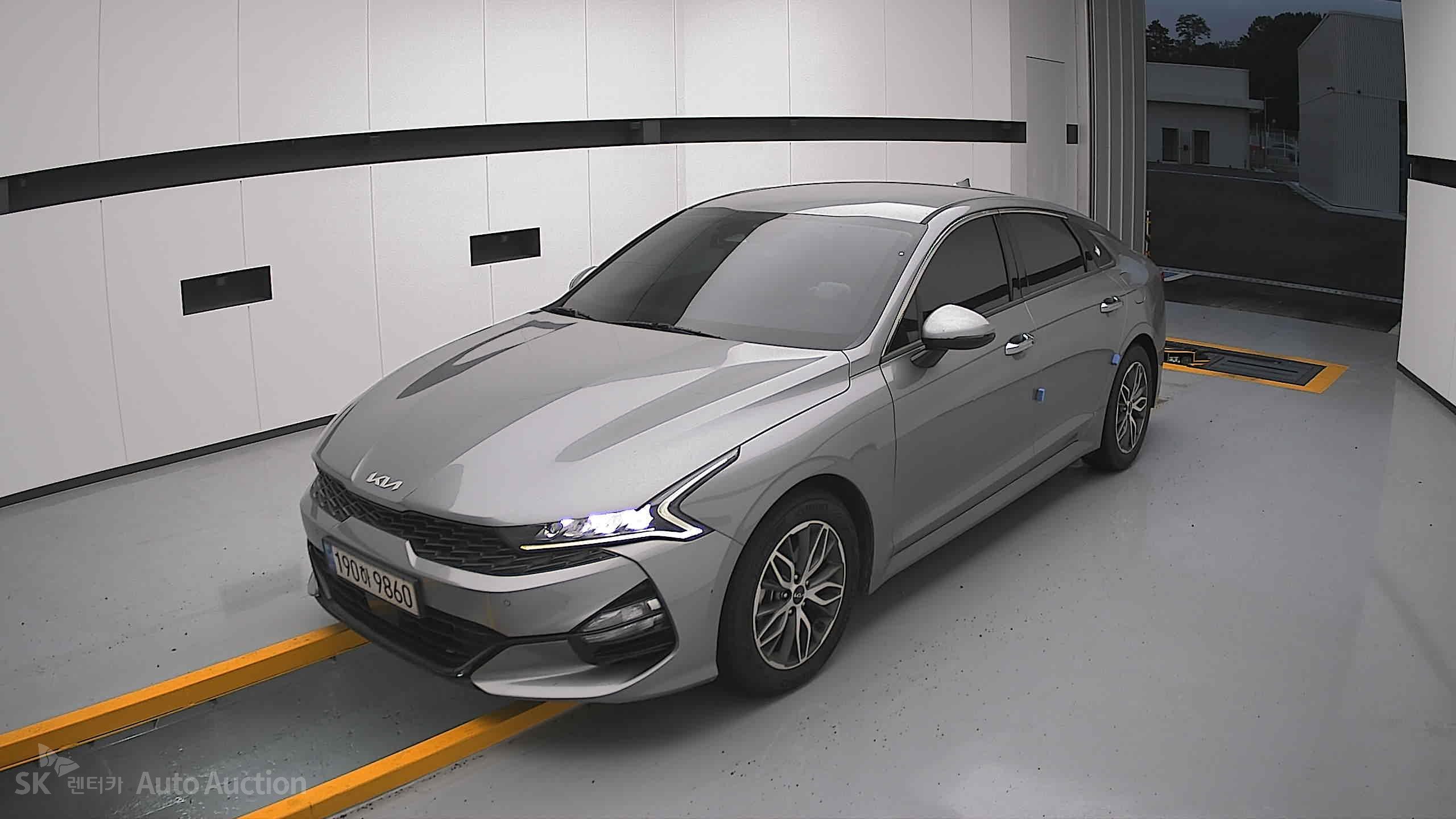 2023 - kia k5
