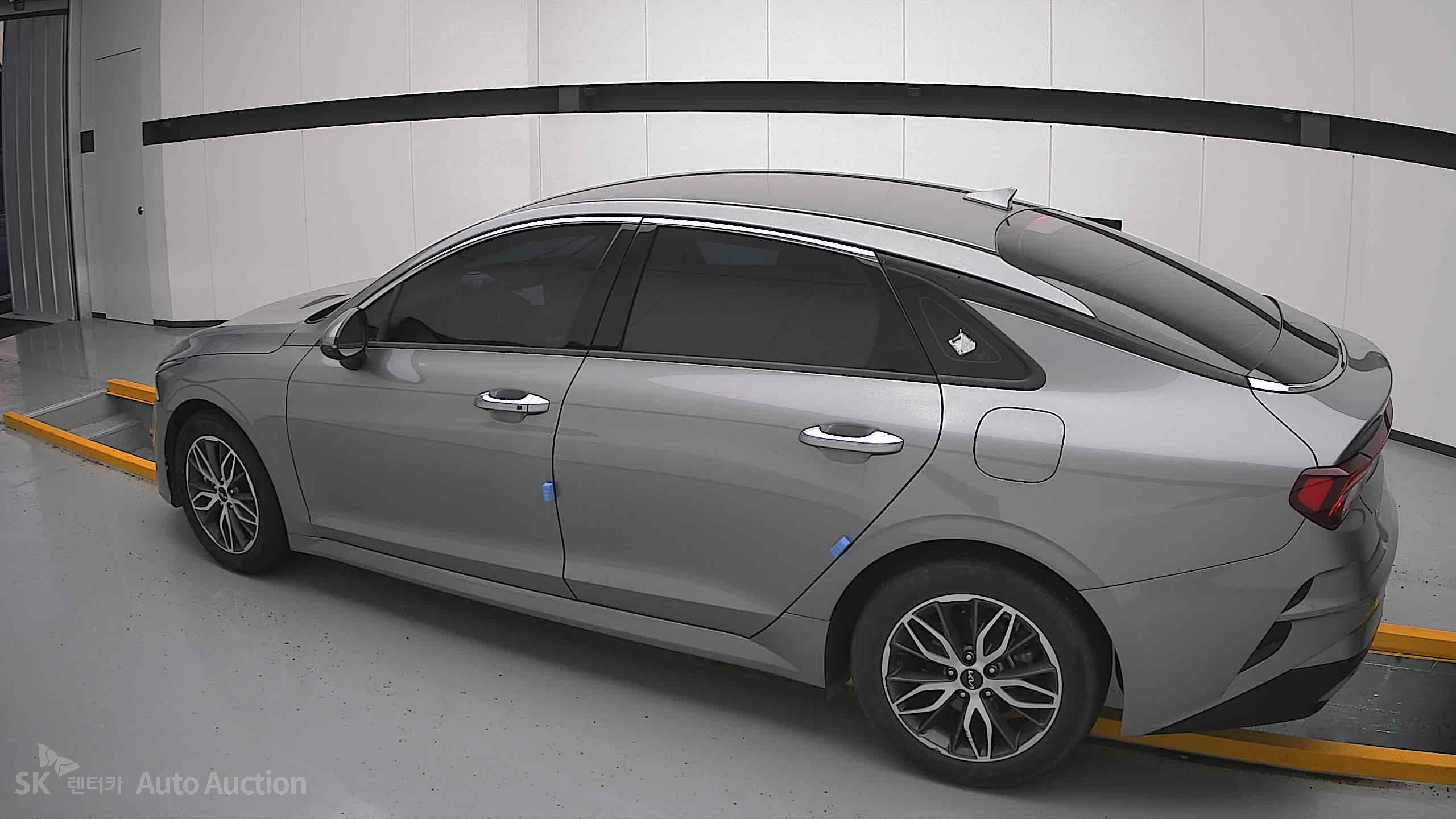 2023 - kia k5