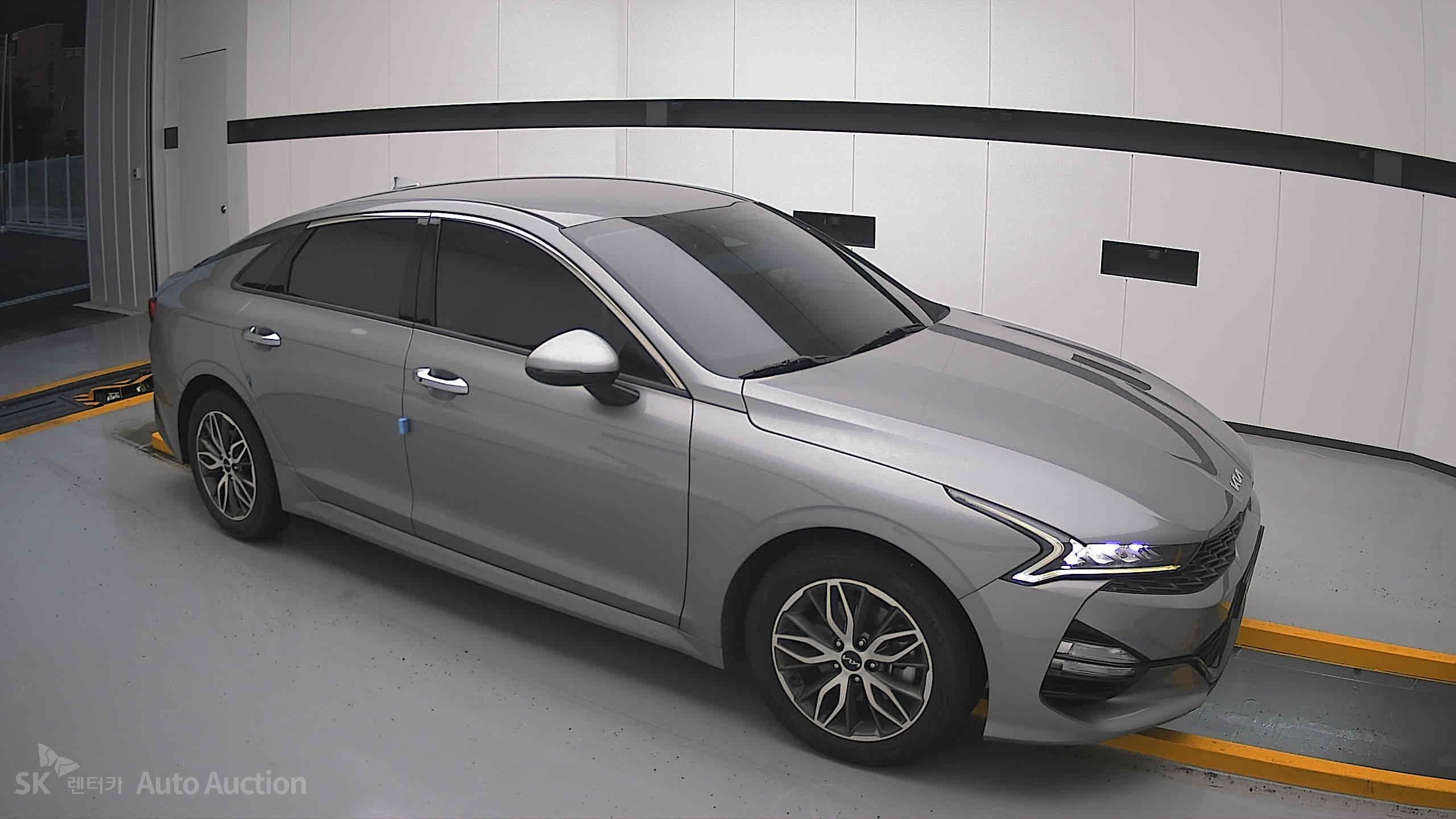 2023 - kia k5