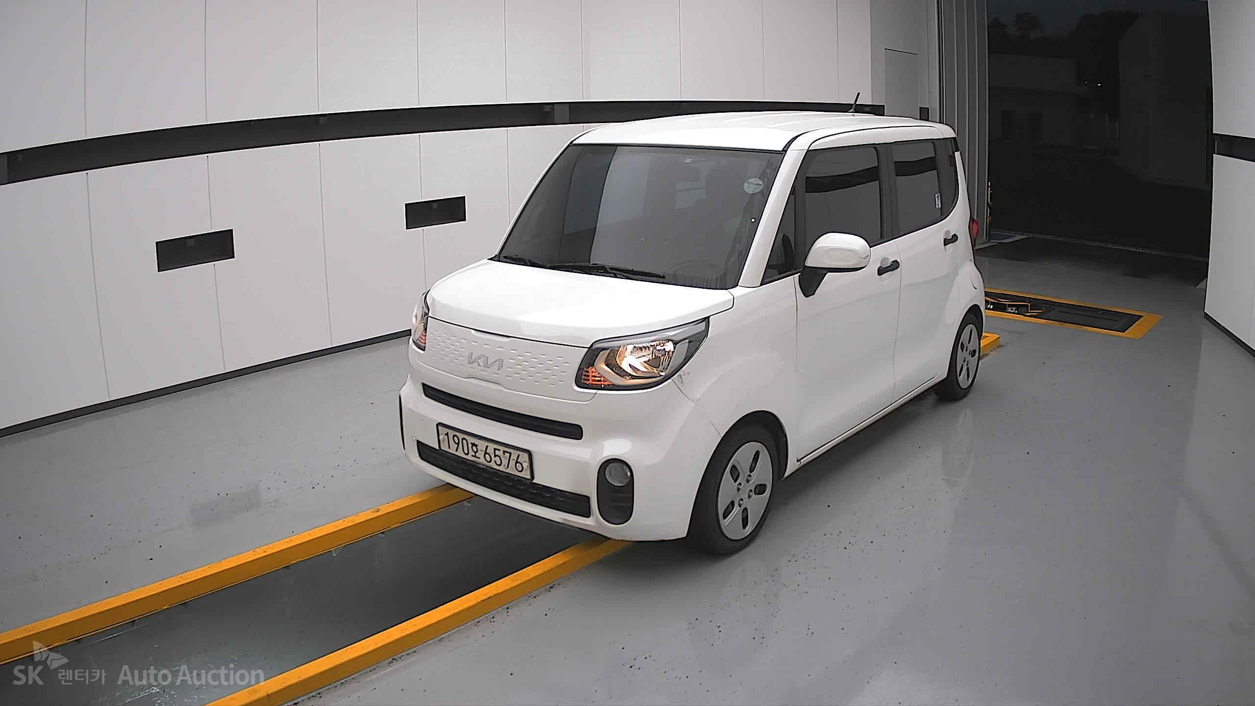 2022 - kia ray