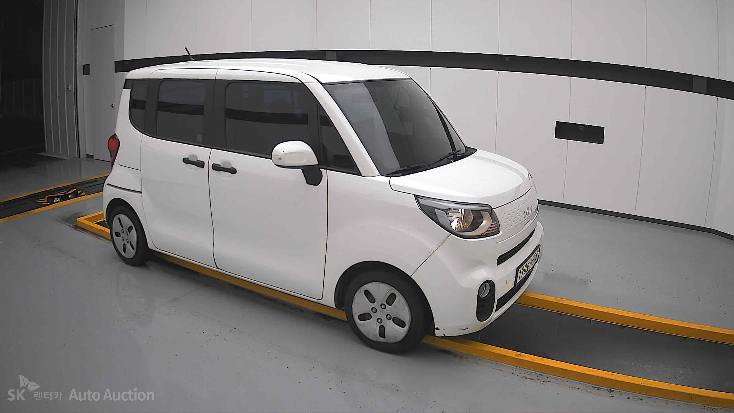 2022 - kia ray