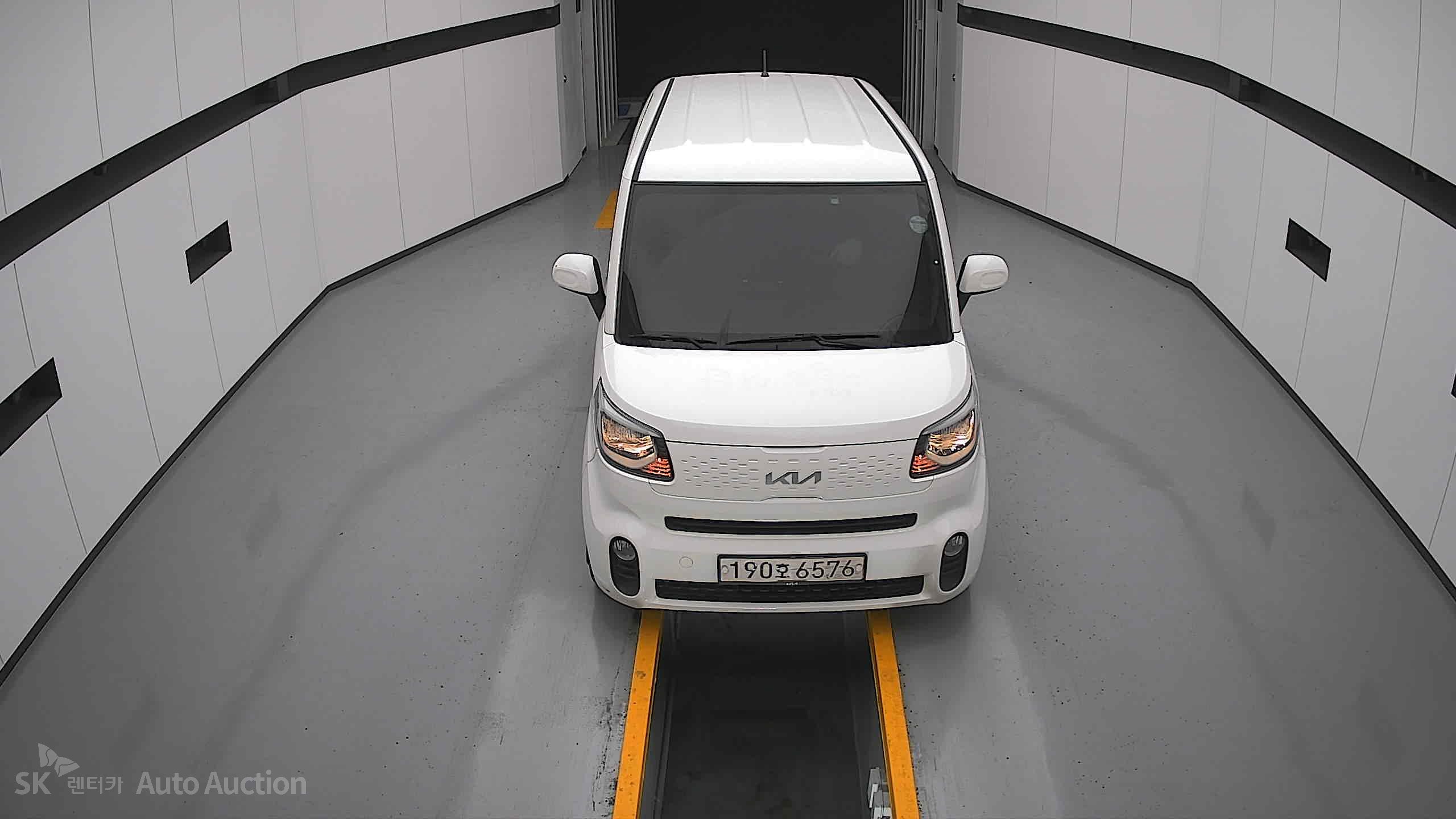 2022 - kia ray
