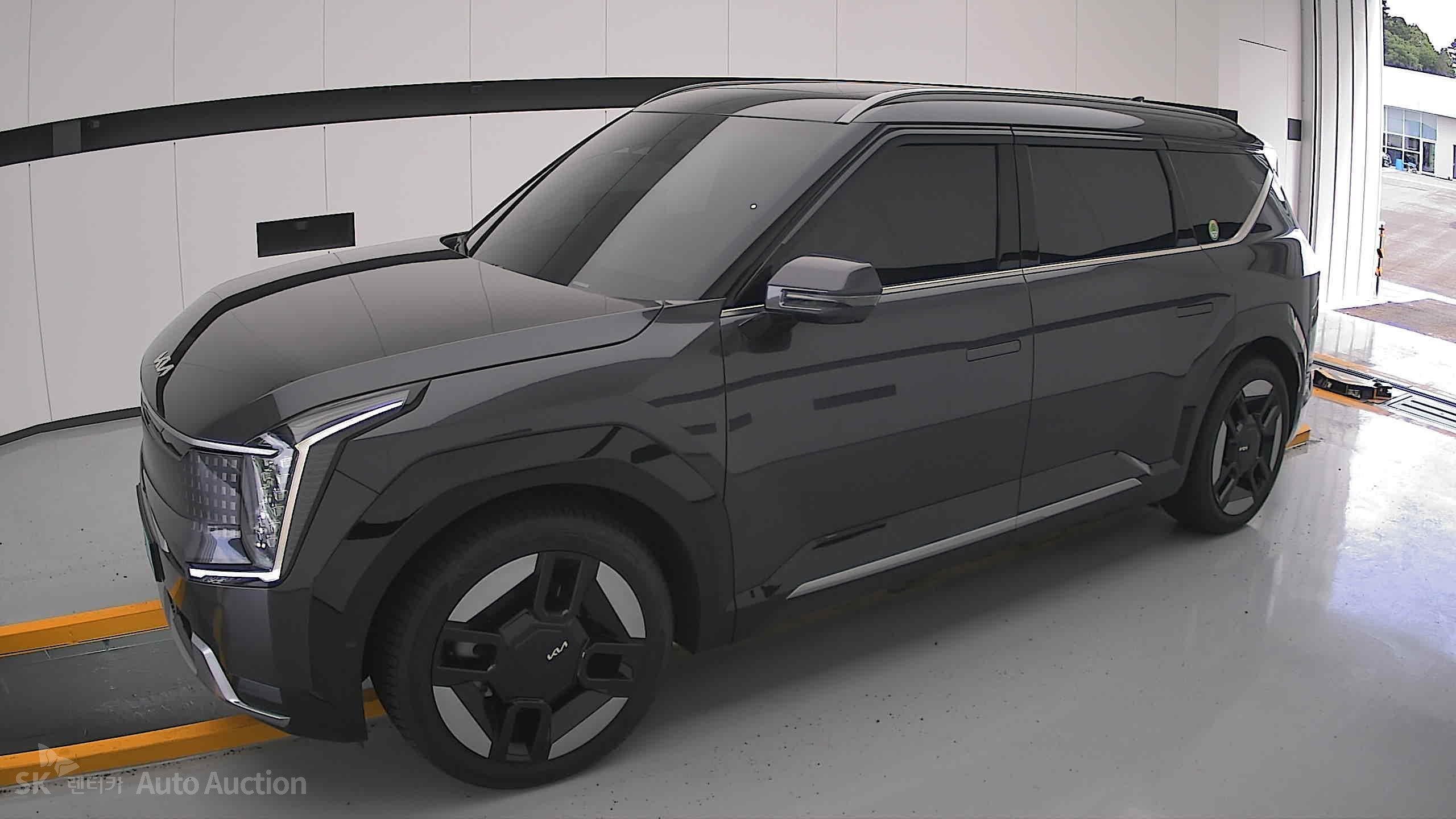 2024 - kia ev9