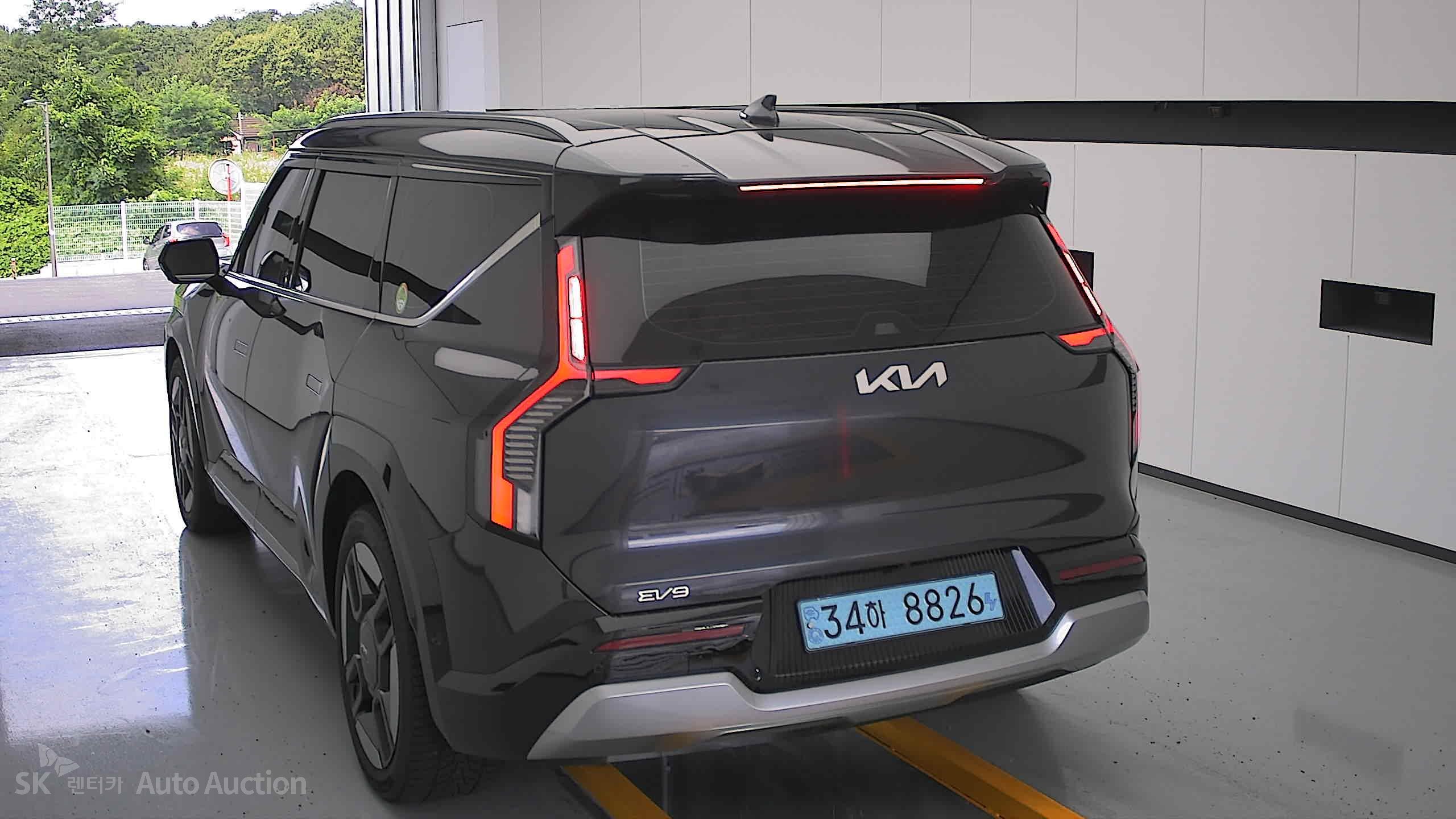2024 - kia ev9