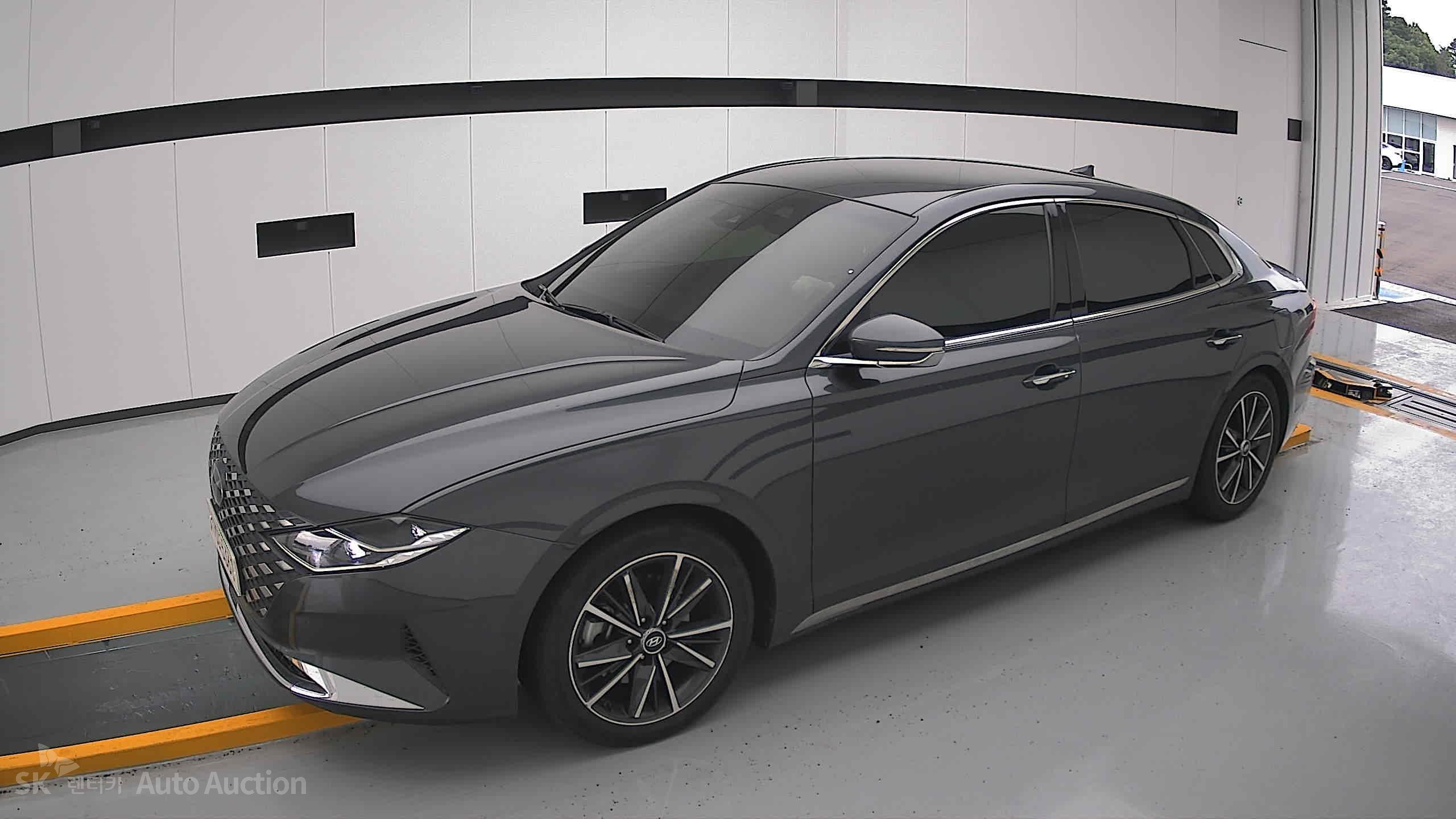 2022 - hyundai grandeur