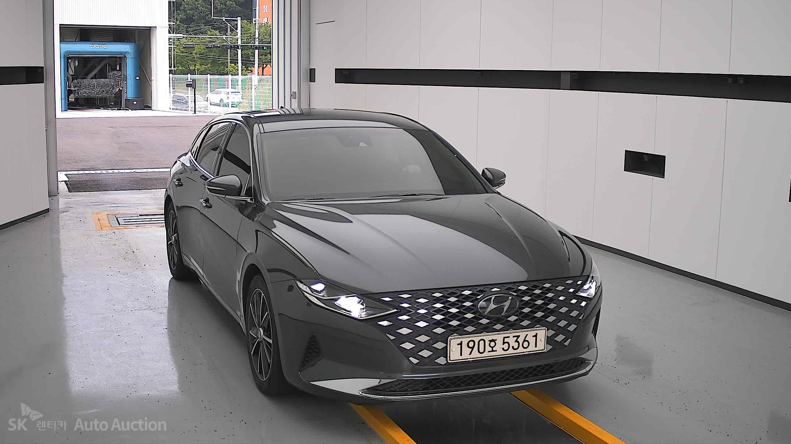2022 - hyundai grandeur
