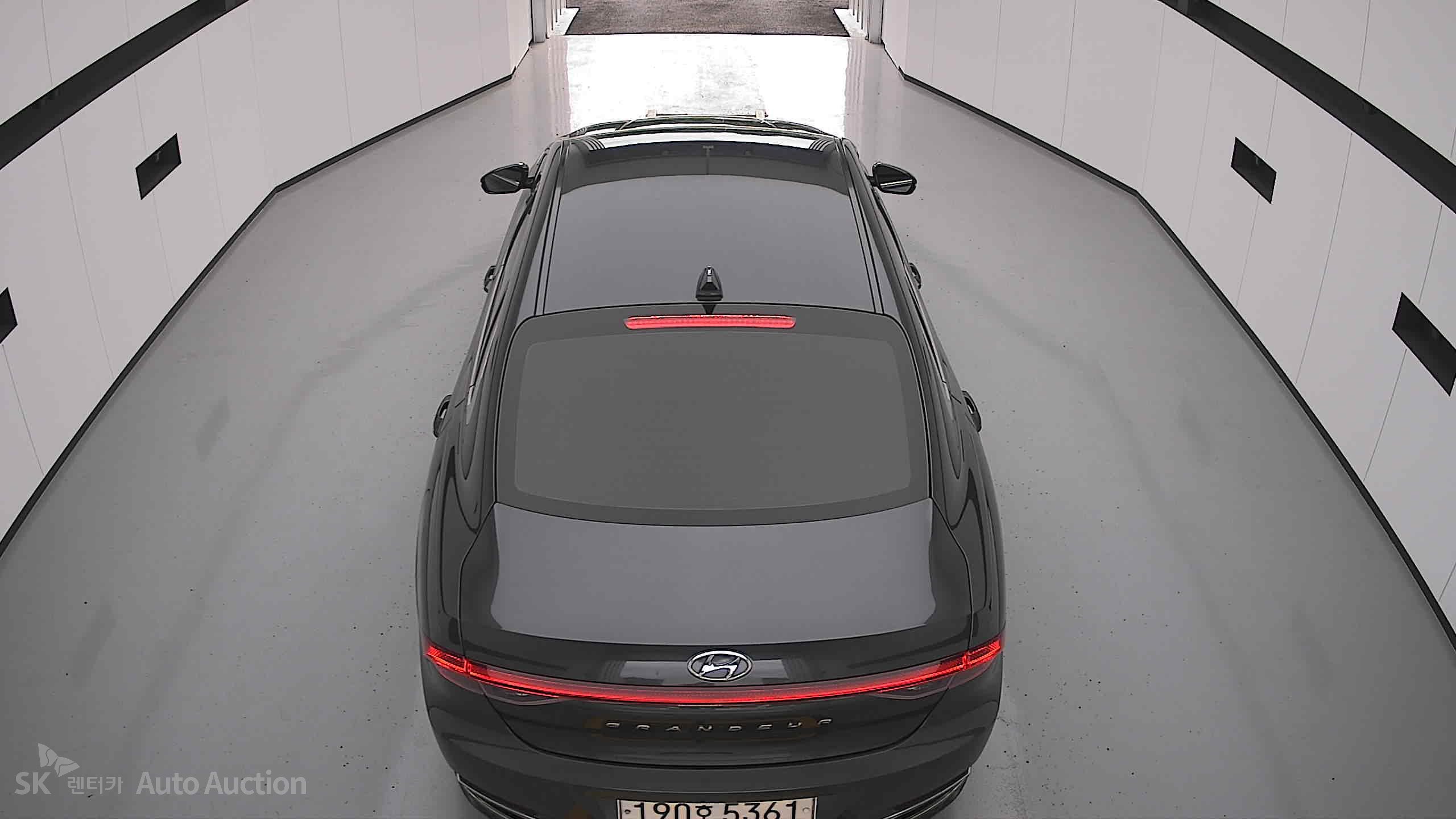 2022 - hyundai grandeur