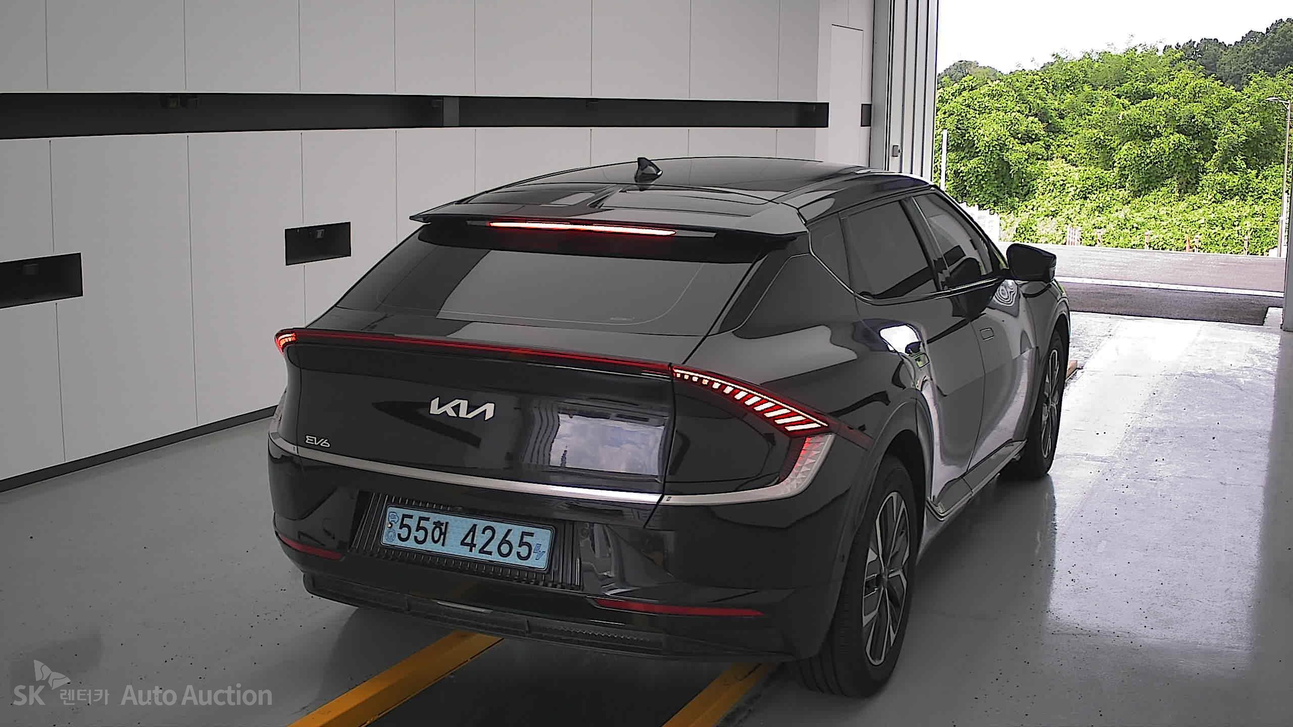 2022 - kia ev6