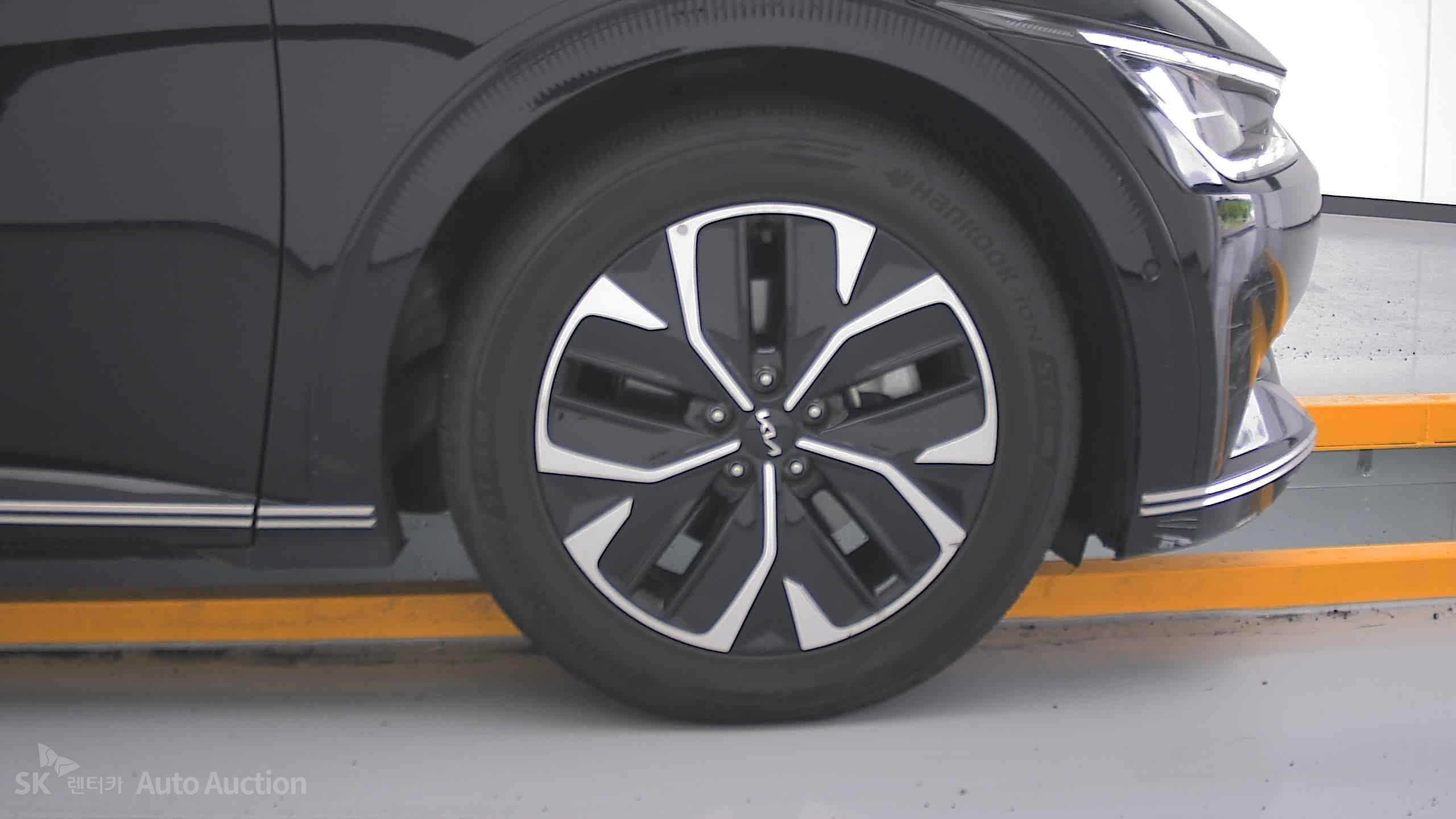2022 - kia ev6