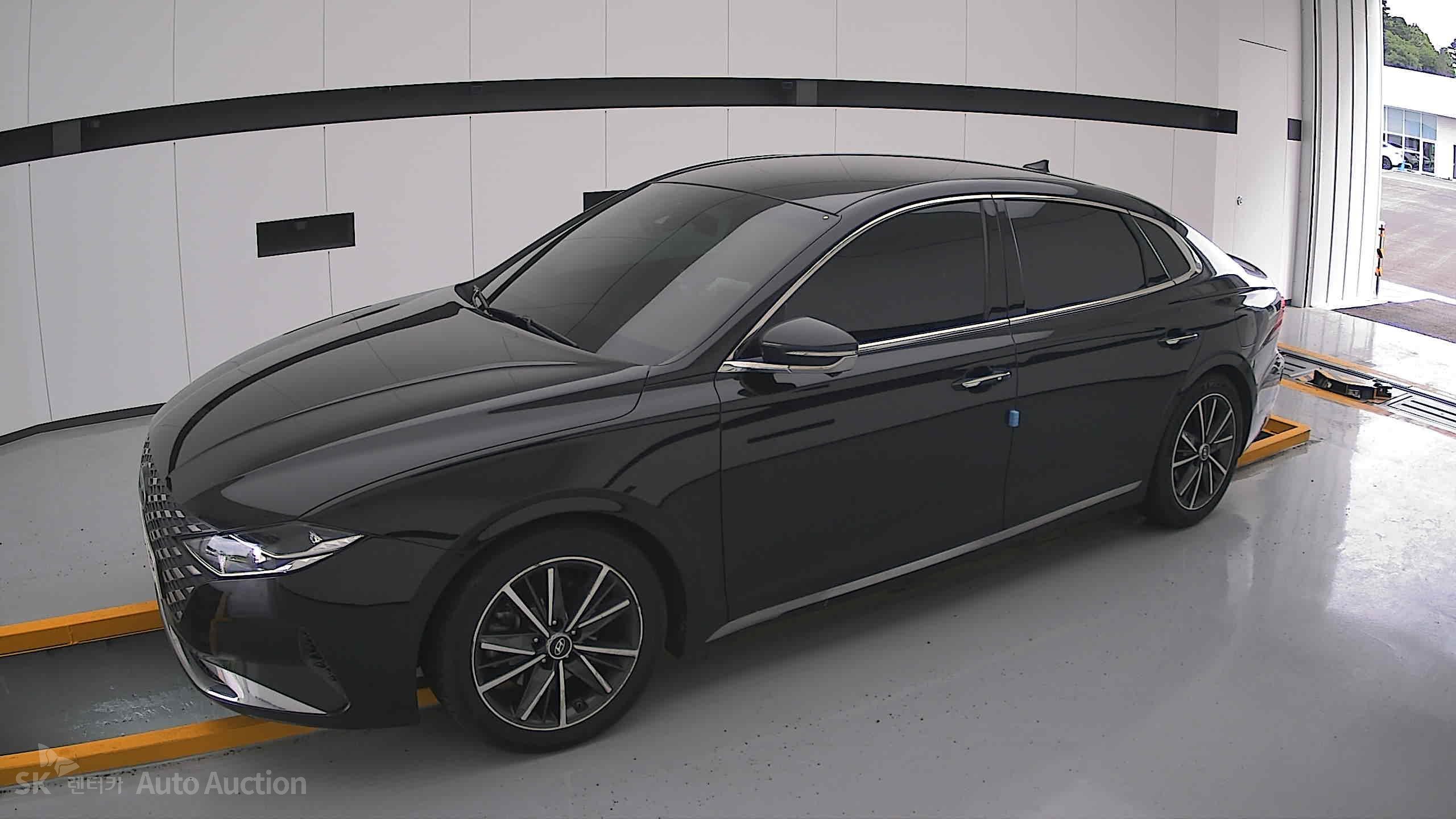 2022 - hyundai grandeur