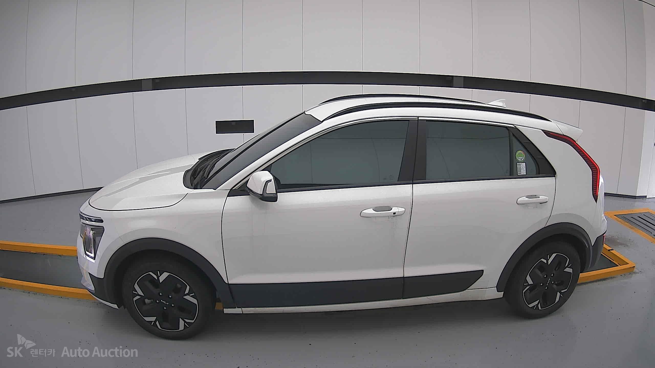 2023 - kia niro ev