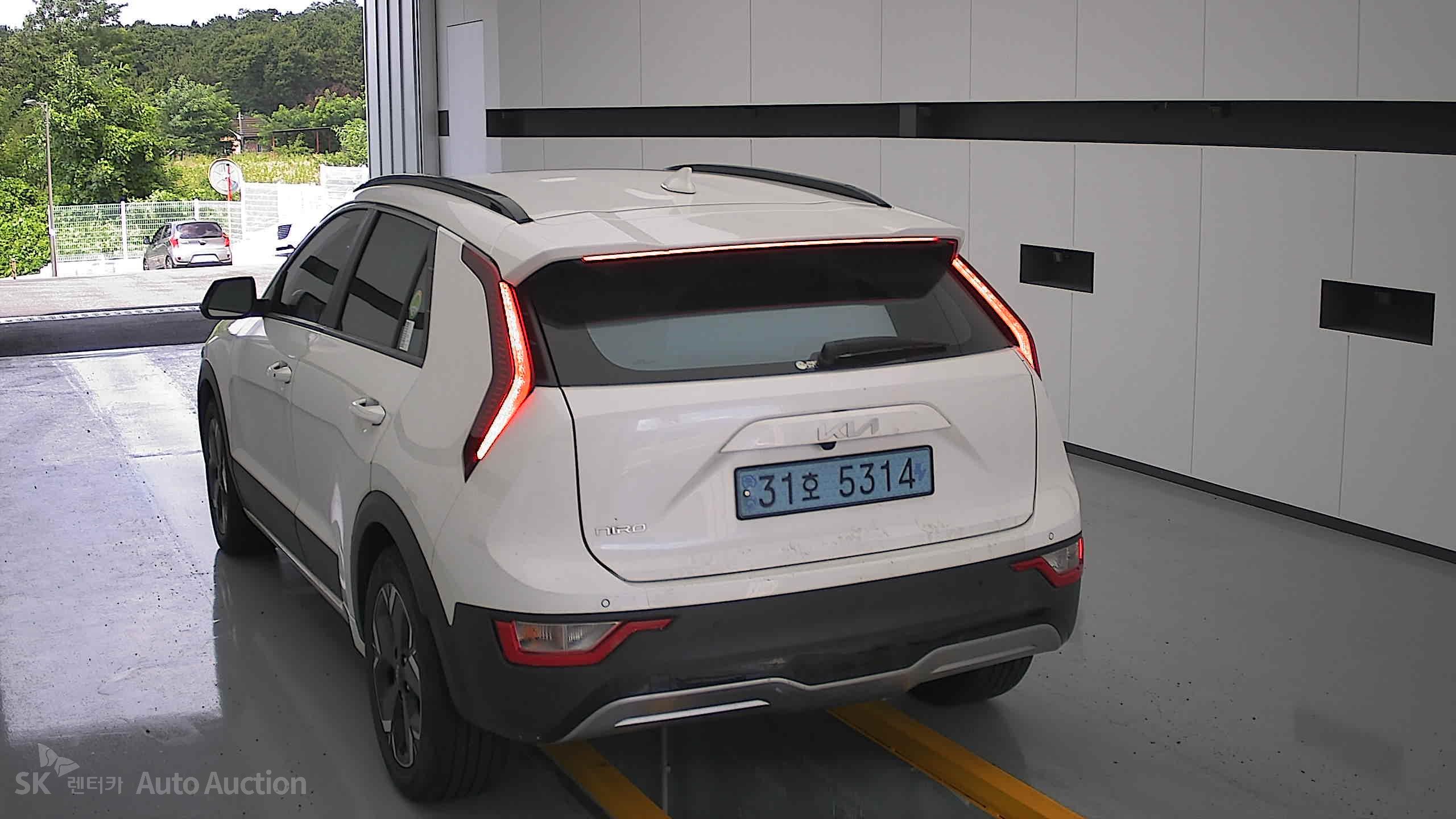 2023 - kia niro ev