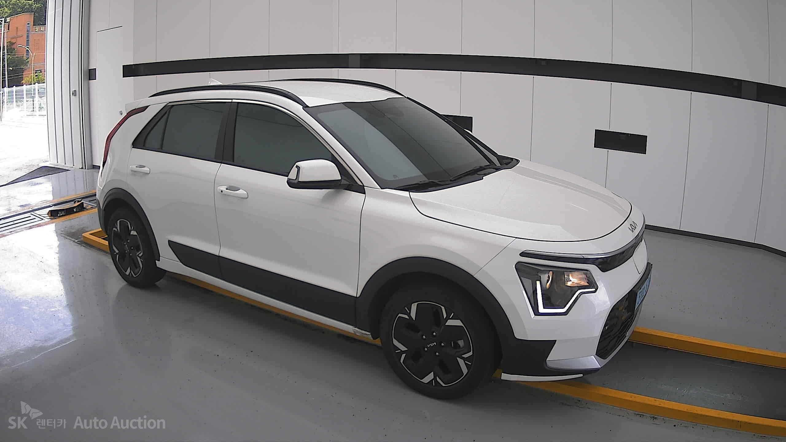 2023 - kia niro ev