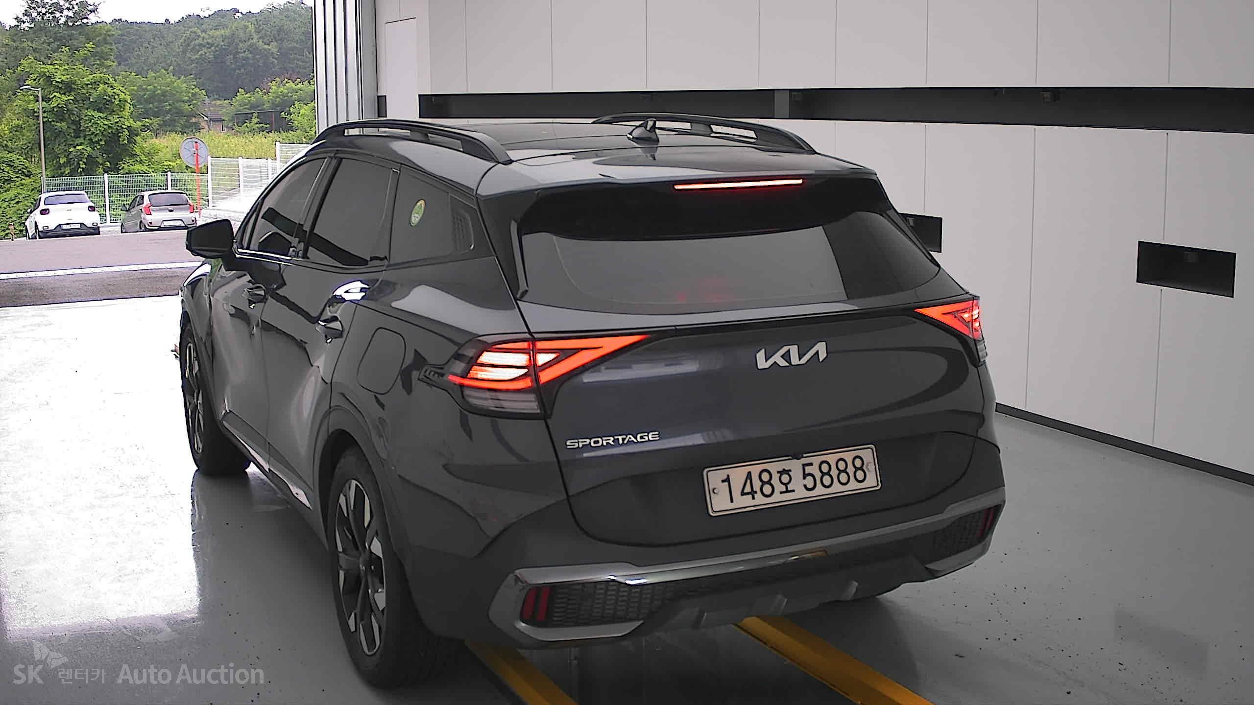 2022 - kia sportage