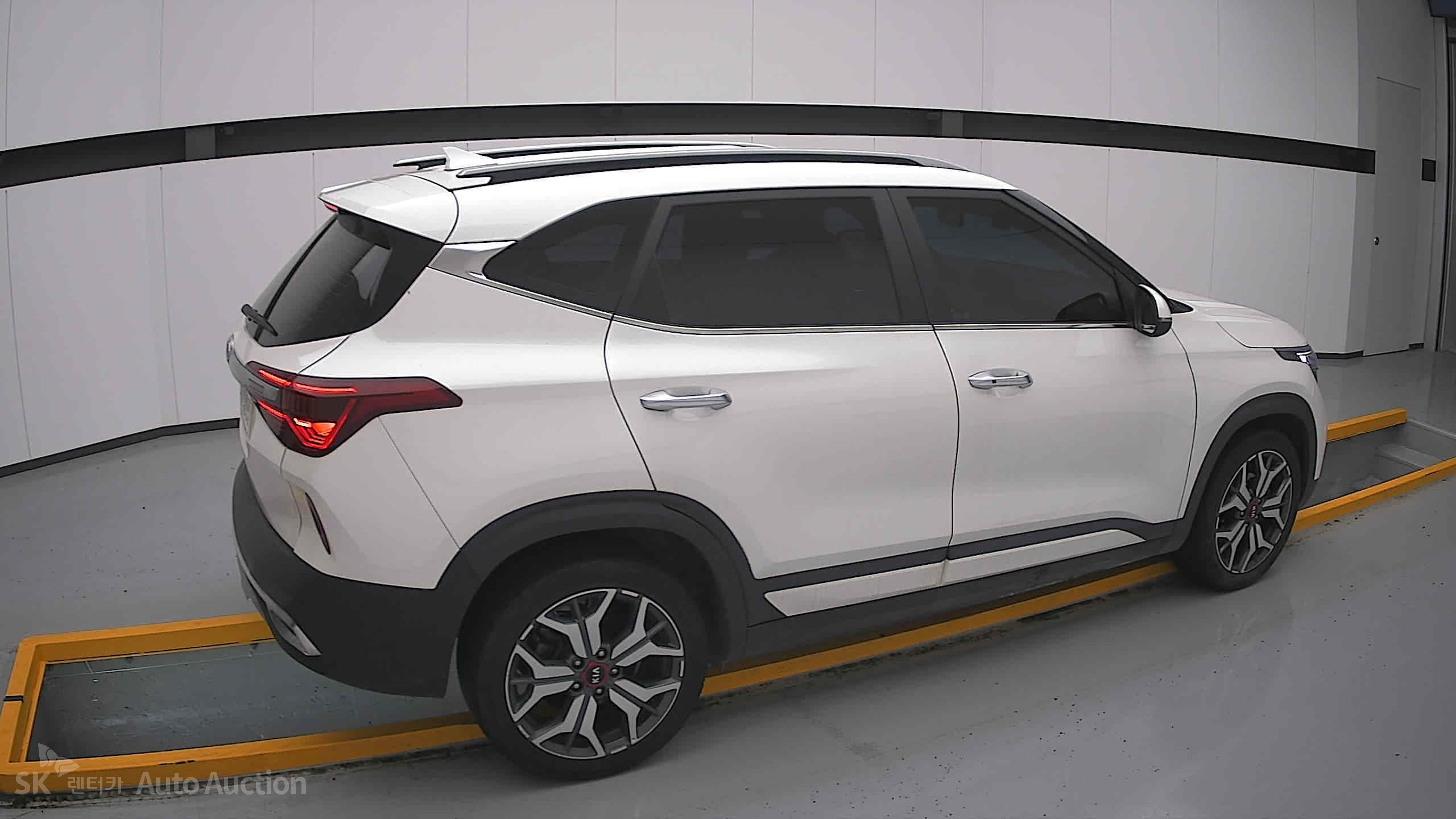 2022 - kia seltos