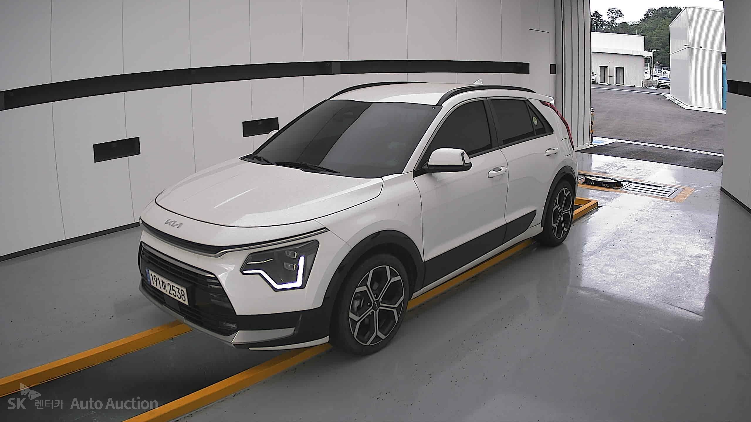 2022 - kia all-new niro