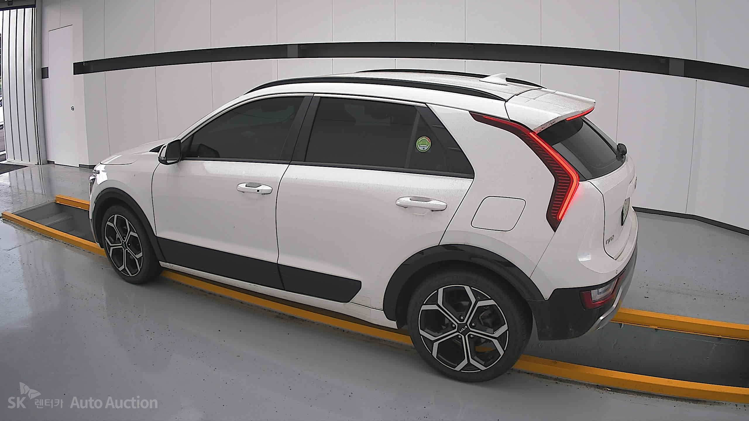 2022 - kia all-new niro
