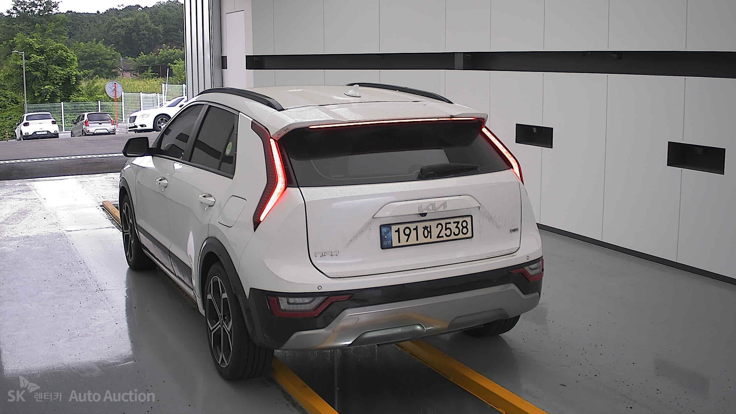 2022 - kia all-new niro