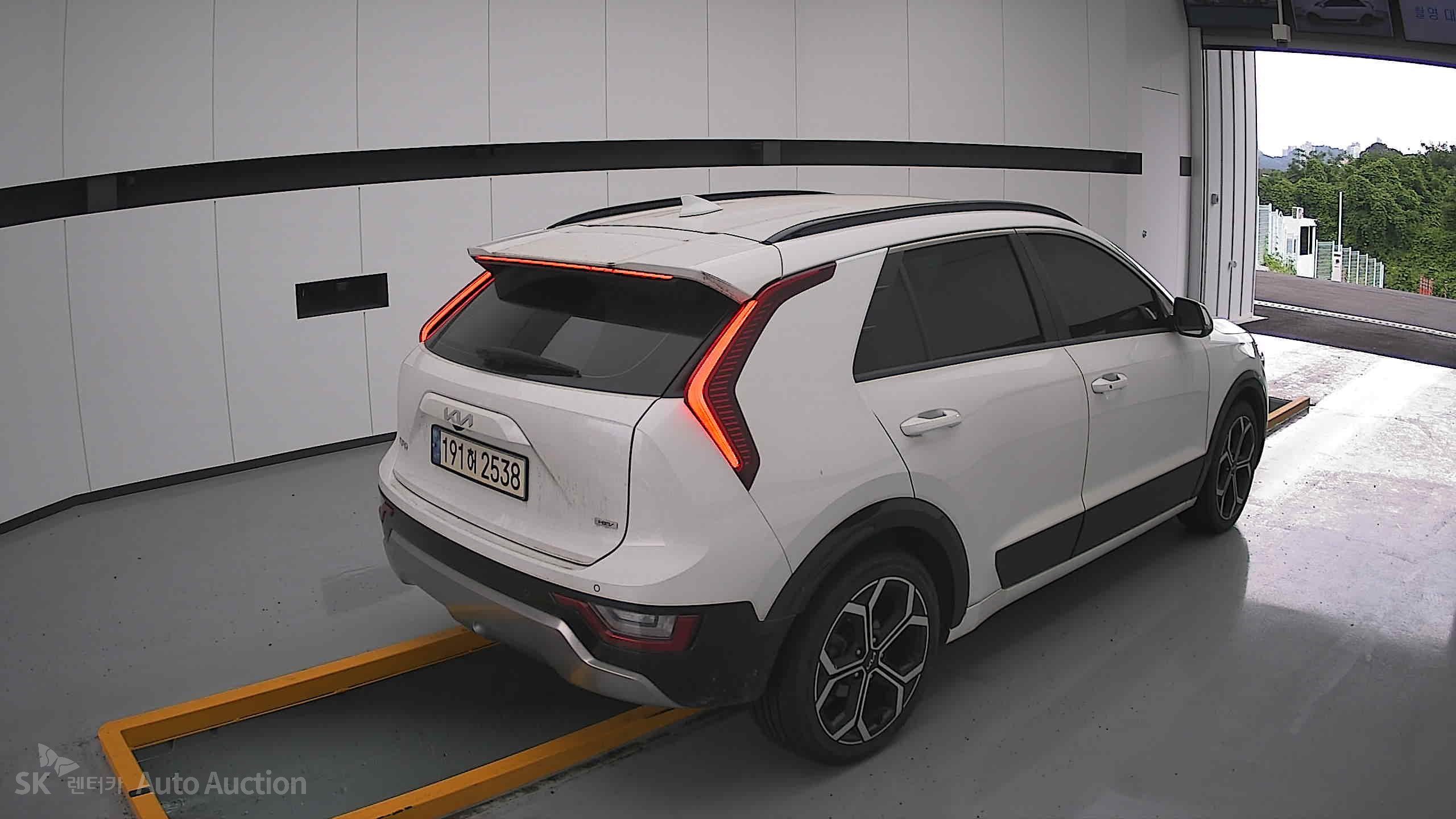 2022 - kia all-new niro