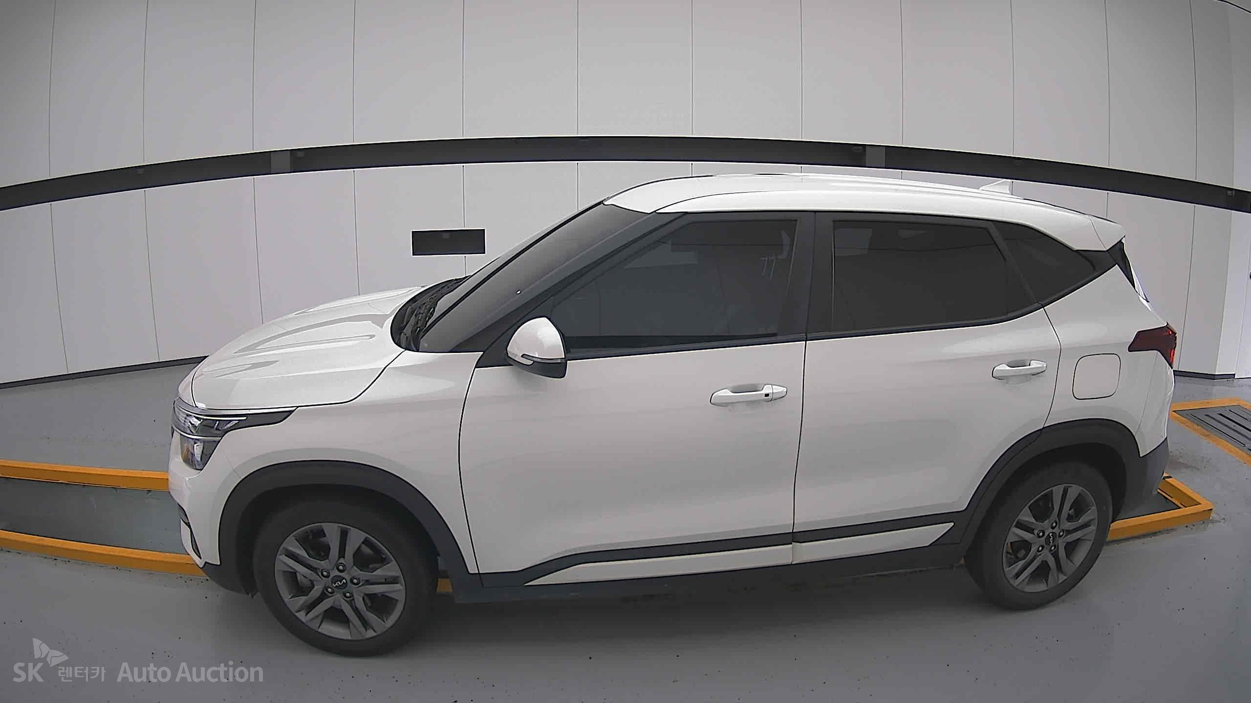 2023 - kia seltos