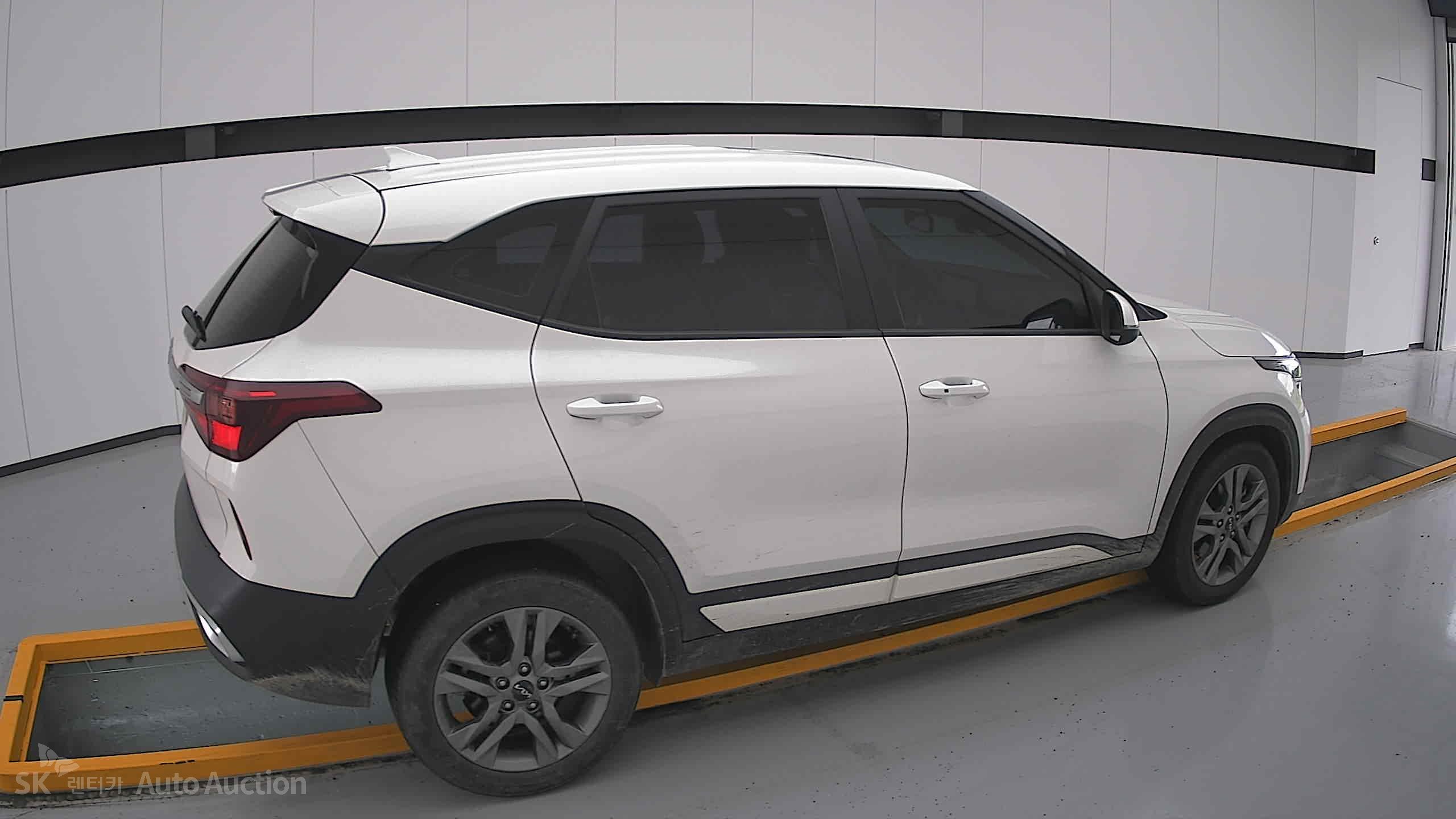 2023 - kia seltos