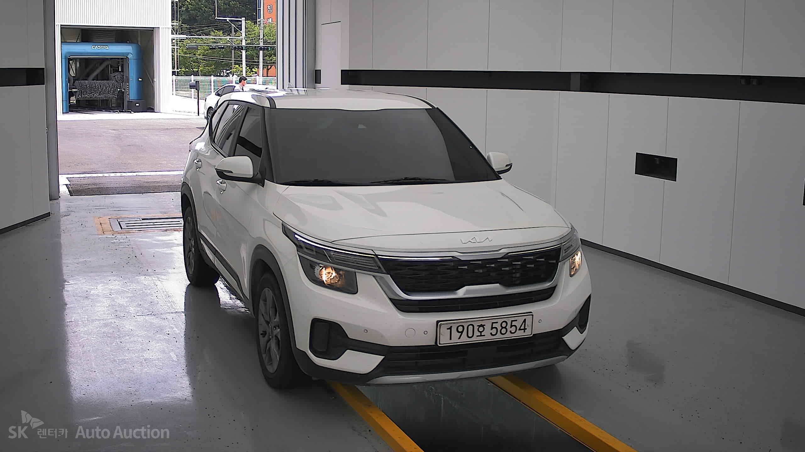 2023 - kia seltos