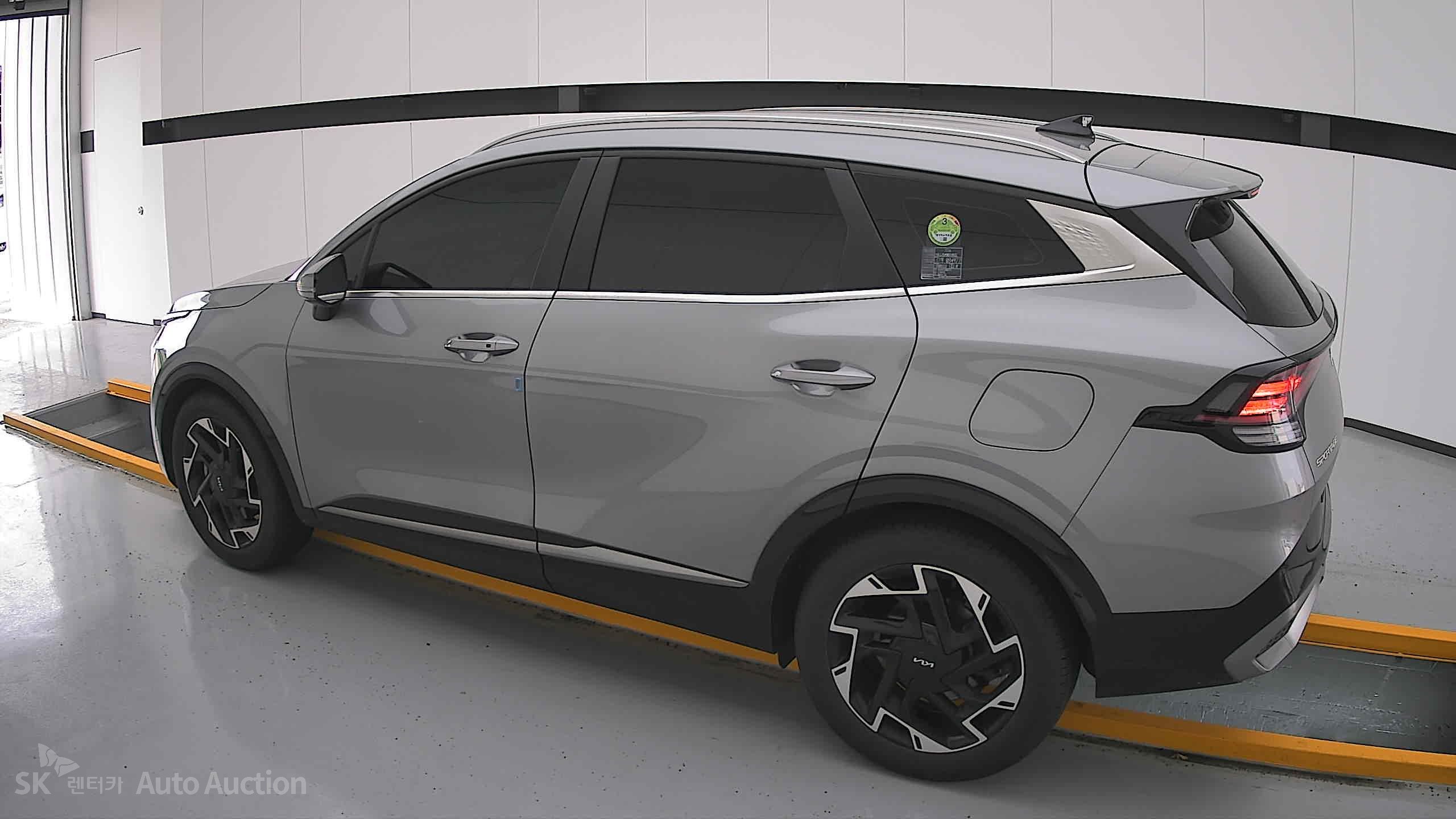 2022 - kia sportage