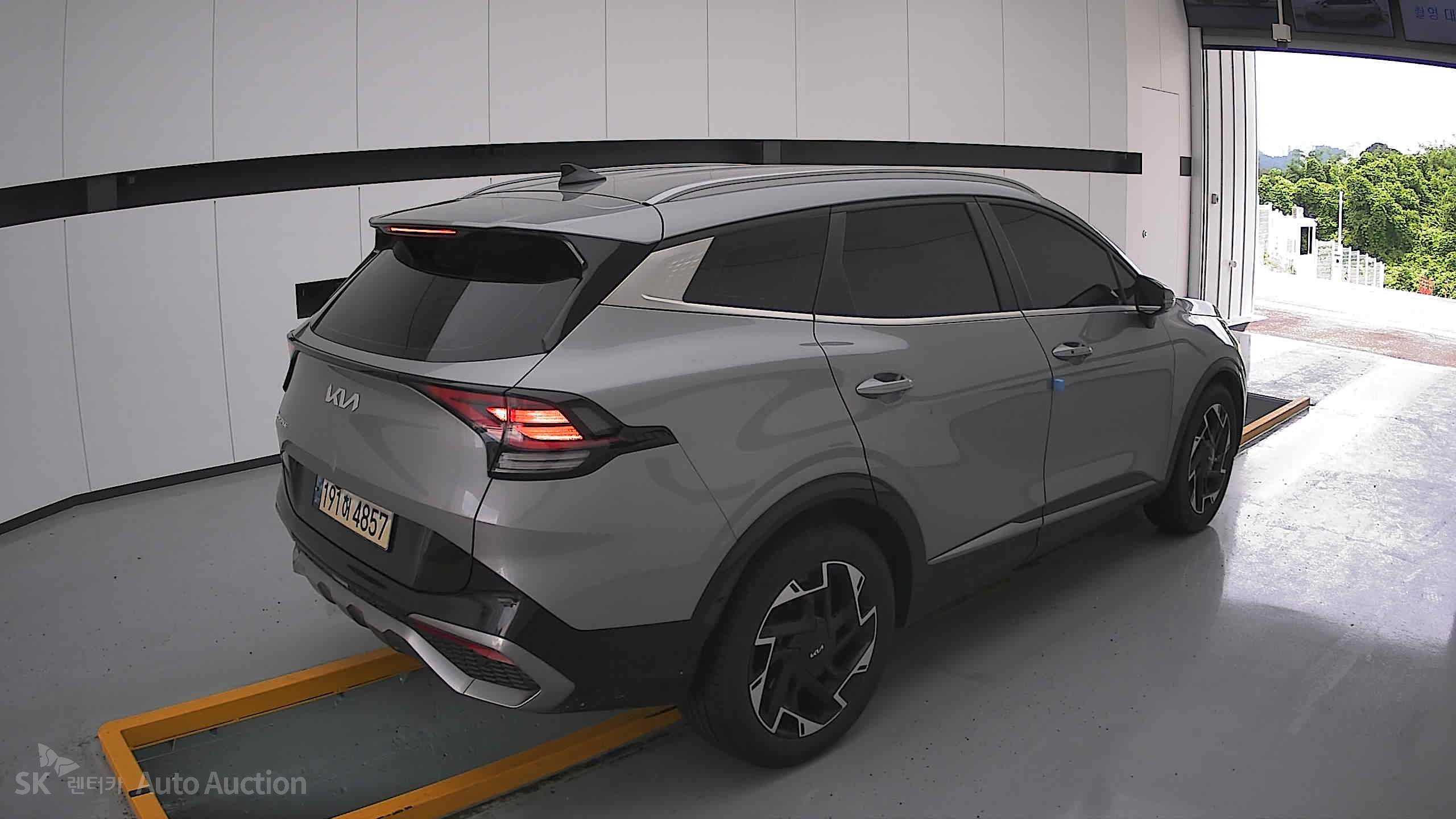2022 - kia sportage