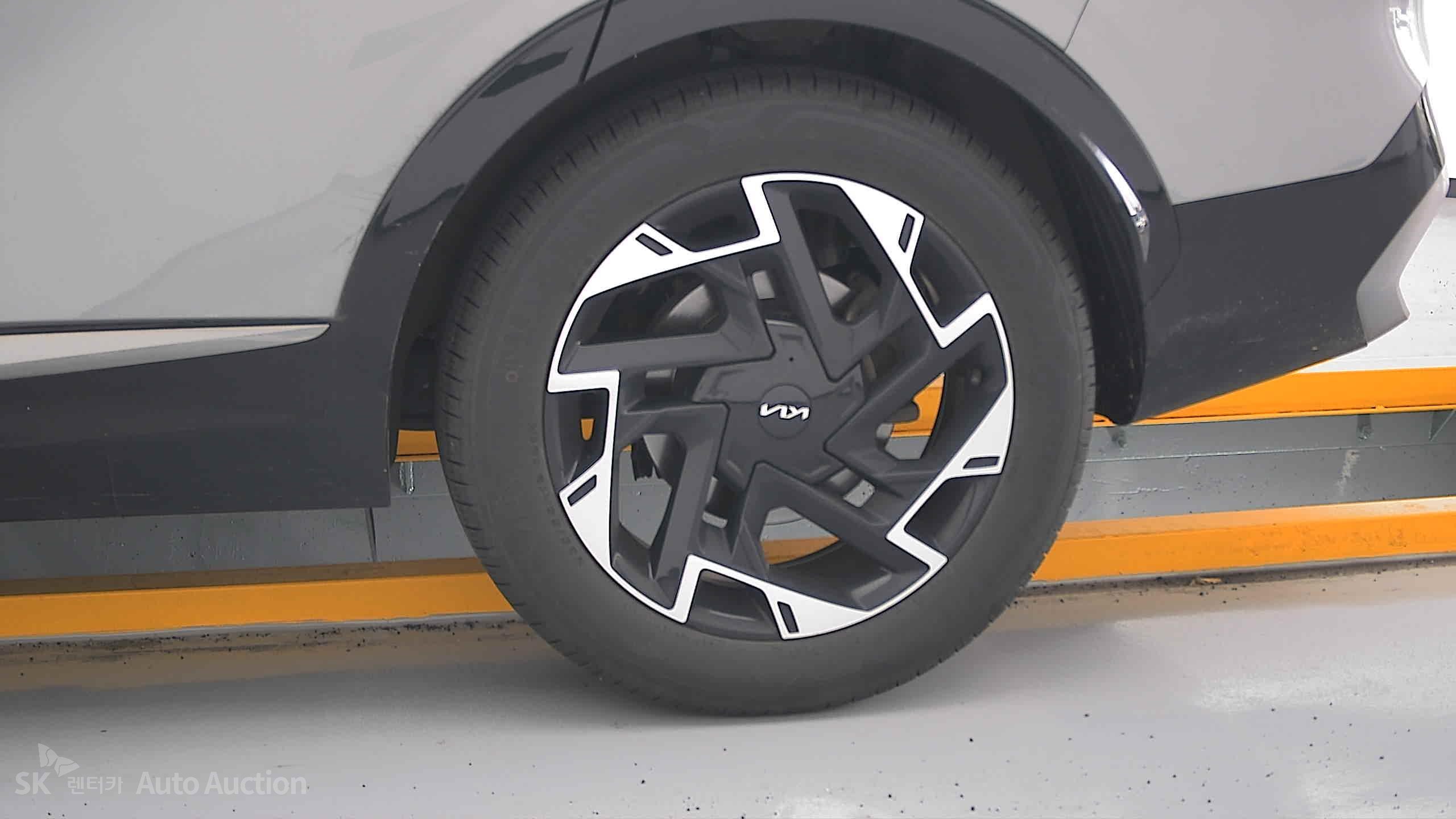 2022 - kia sportage