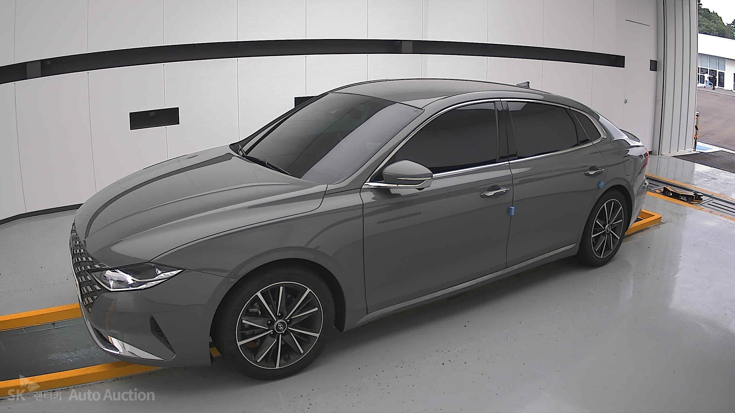 2022 - hyundai grandeur