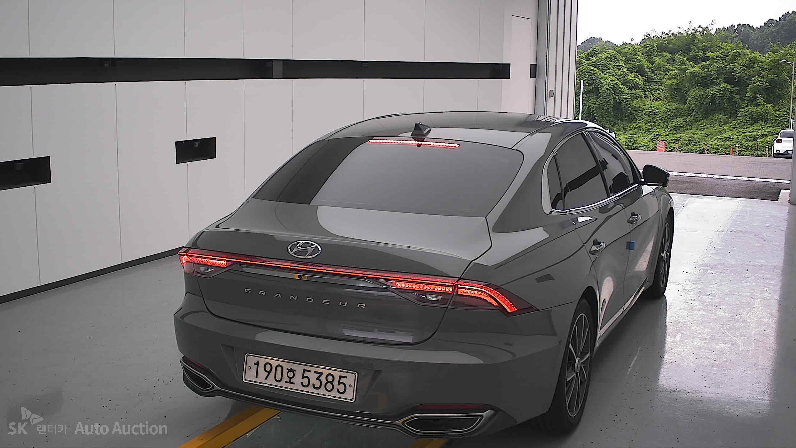 2022 - hyundai grandeur