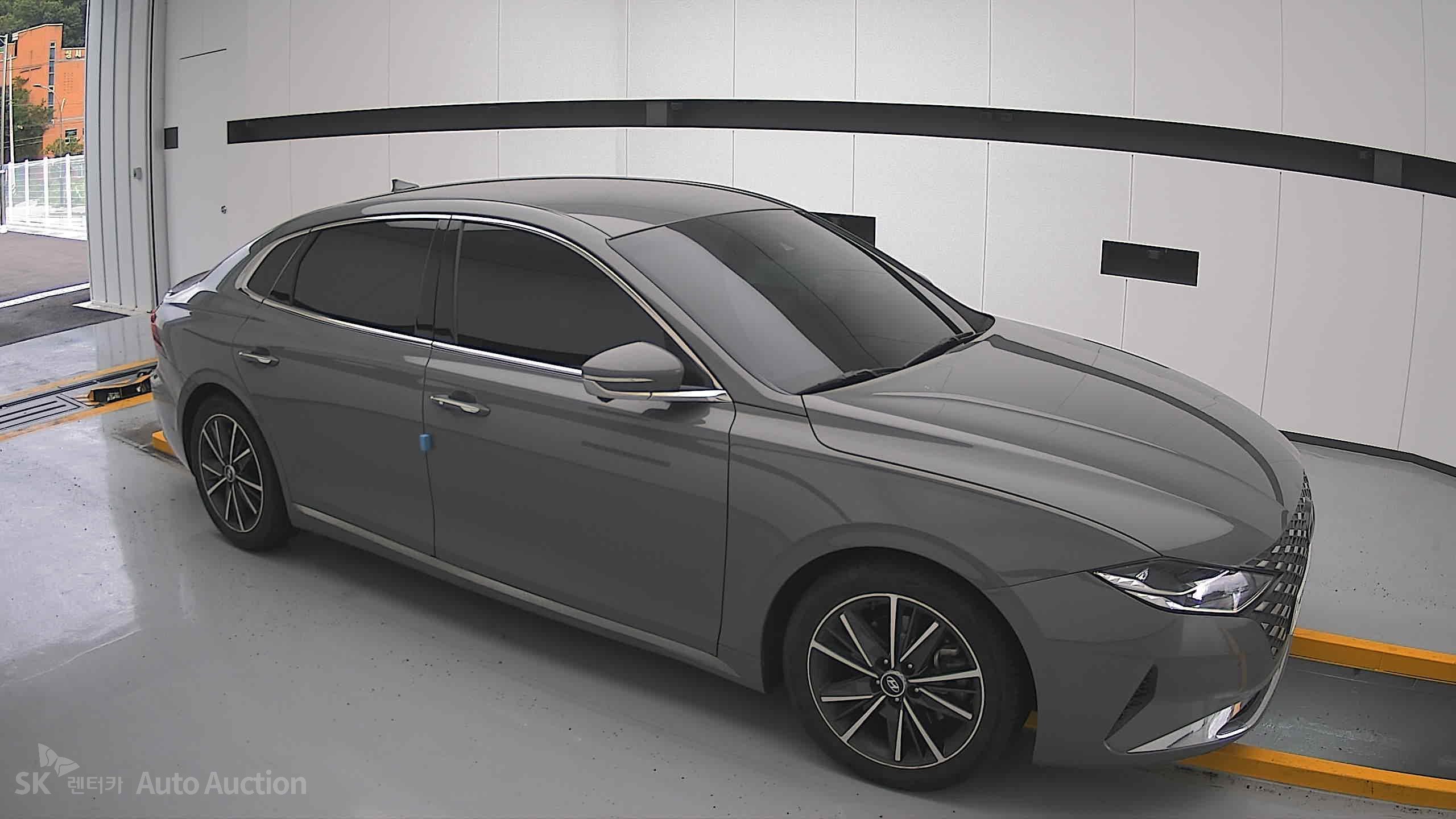 2022 - hyundai grandeur